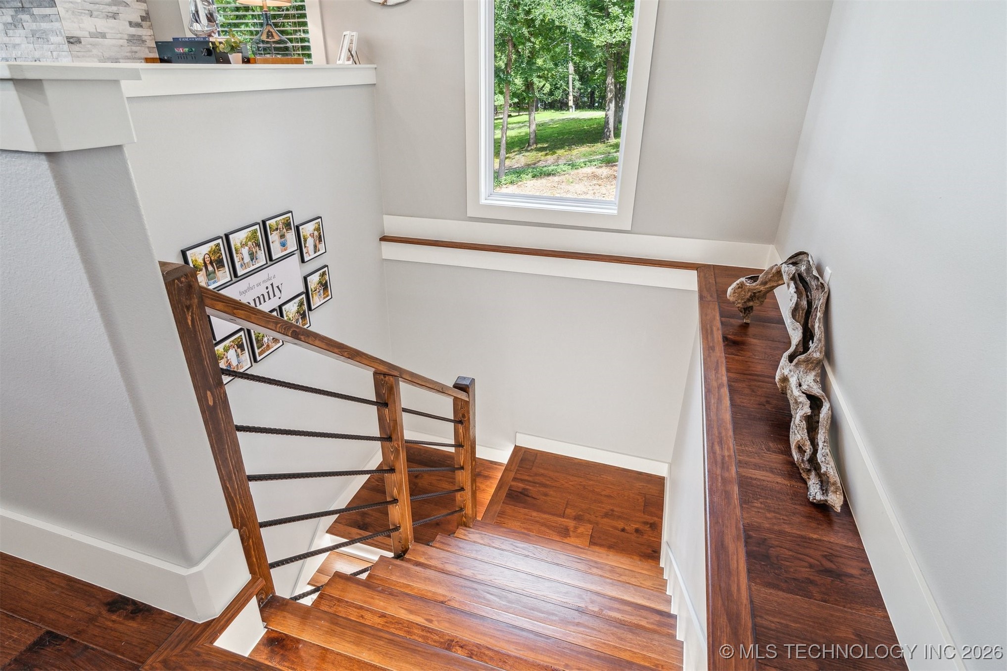 2551293 Property Photo 46