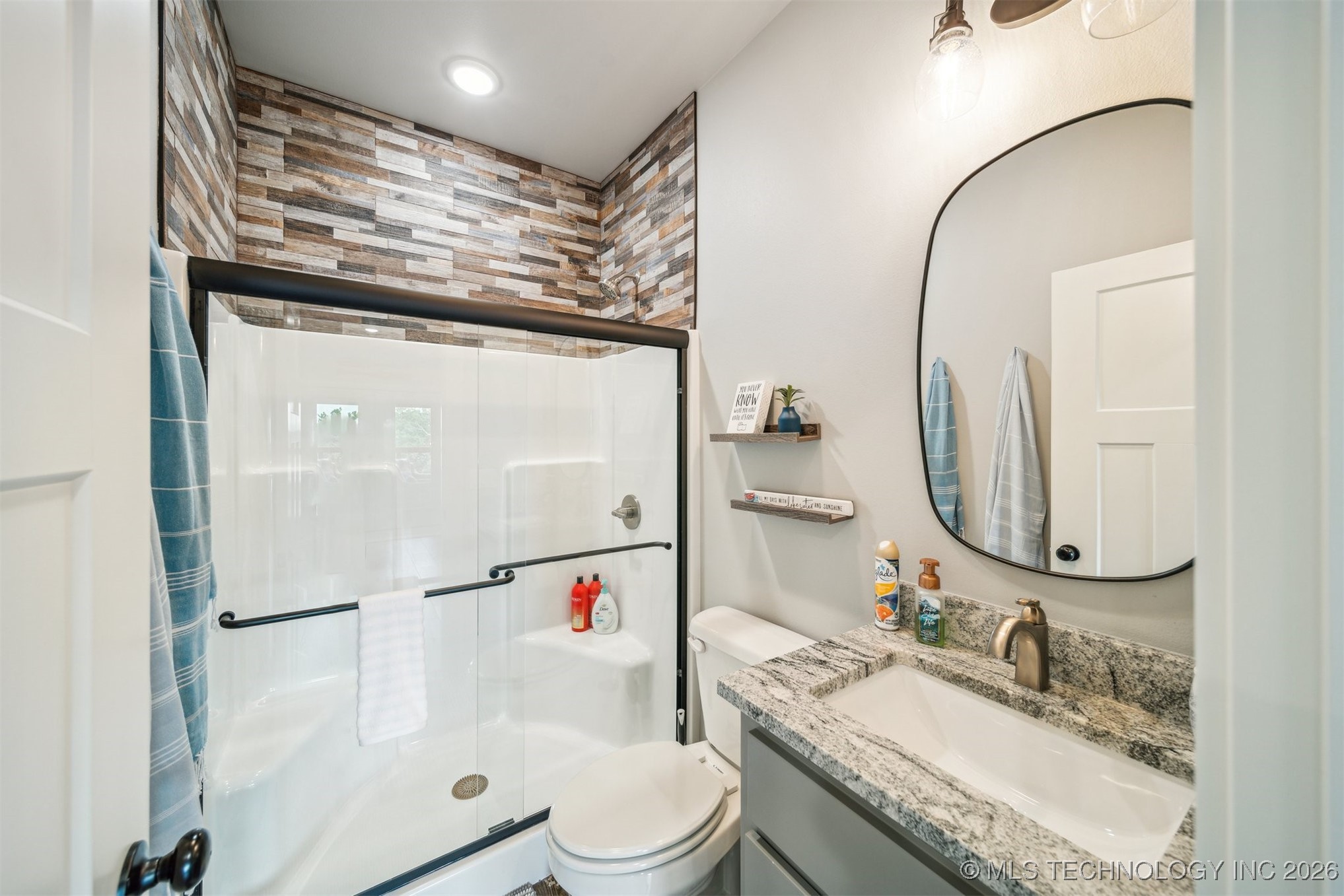 2551293 Property Photo 52