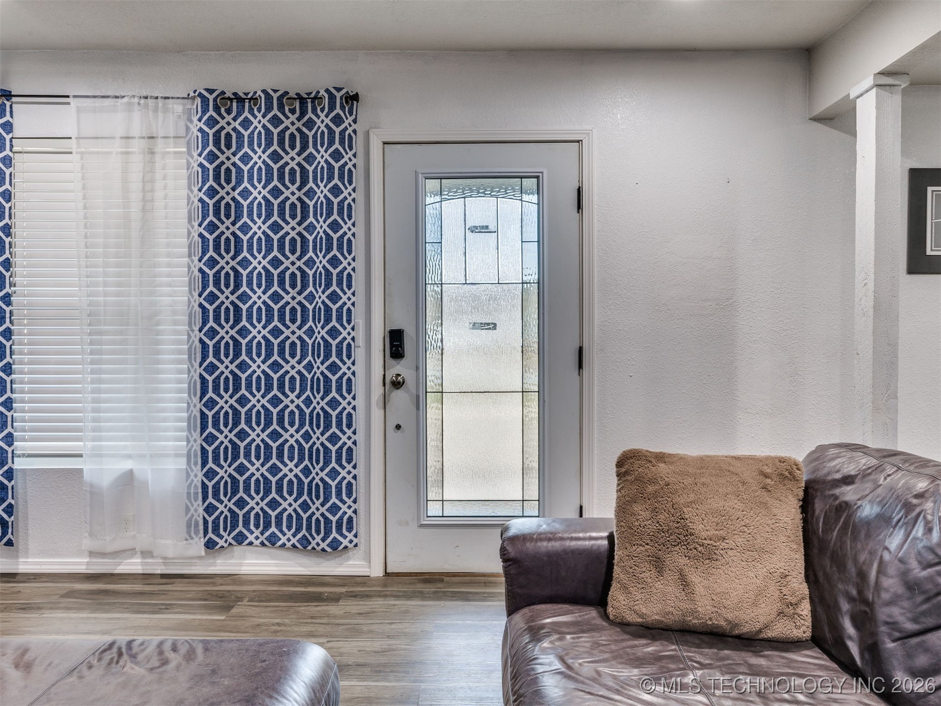 228 E Mohawk Boulevard Property Photo 4