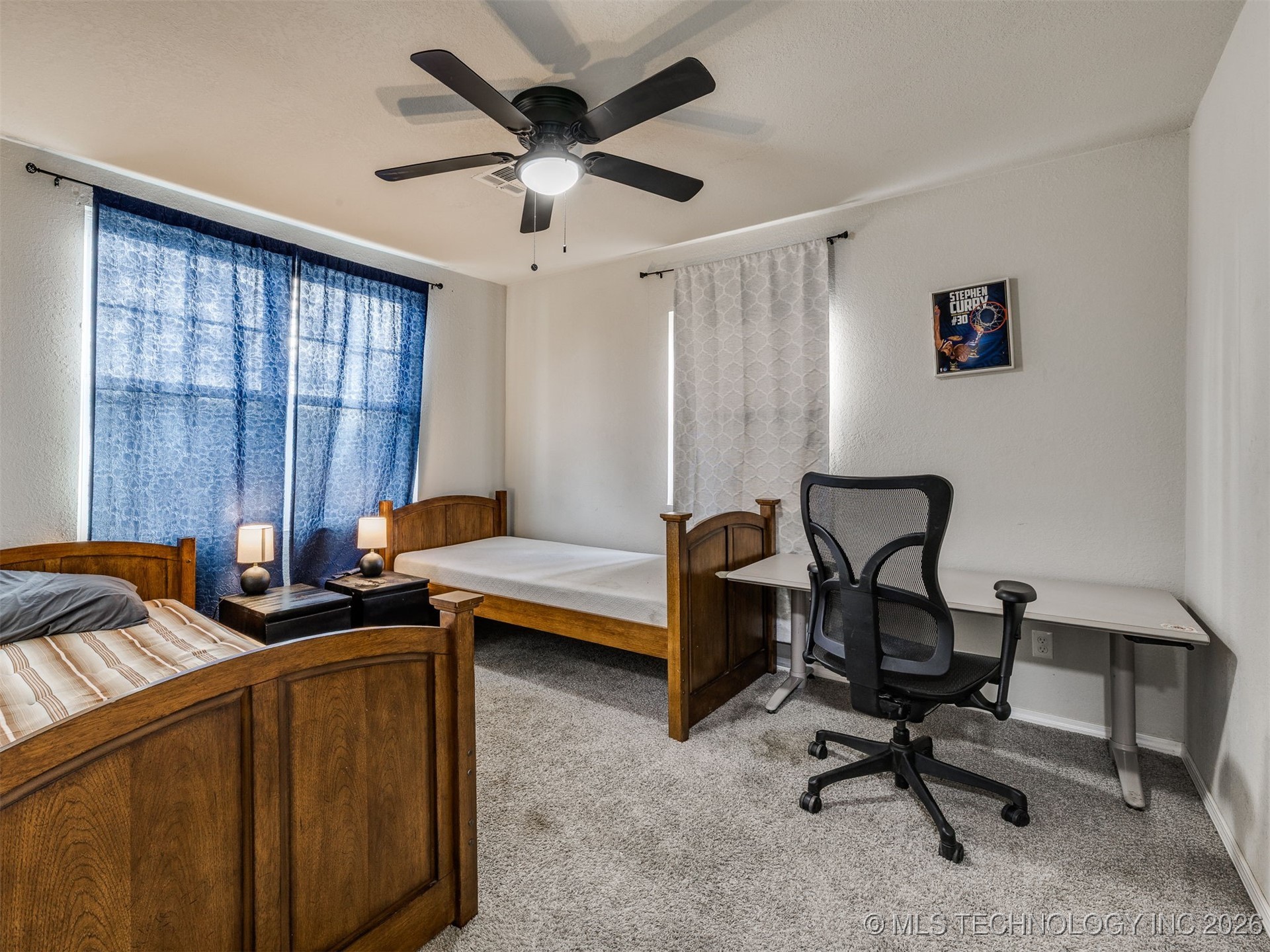 228 E Mohawk Boulevard Property Photo 8