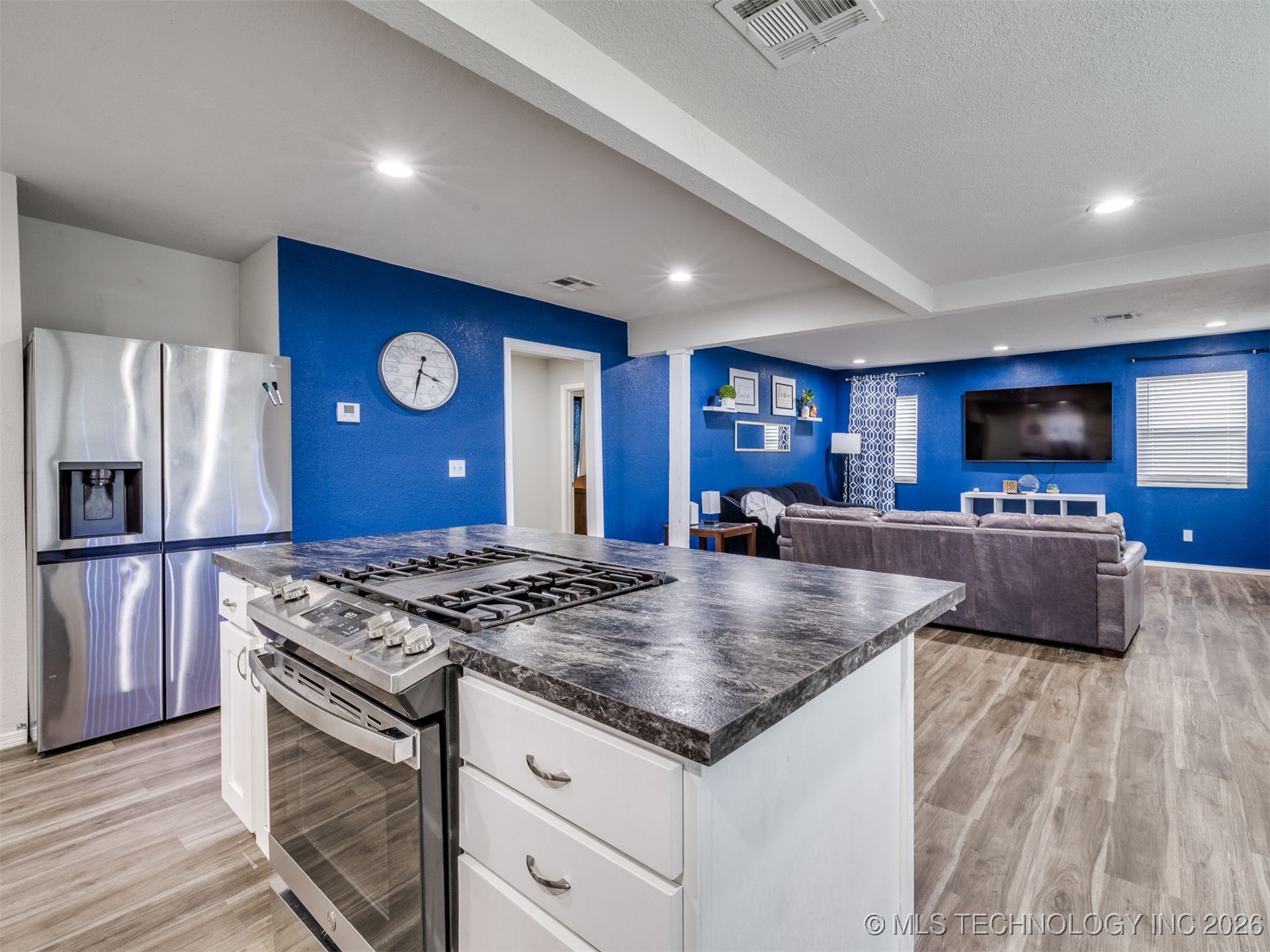 228 E Mohawk Boulevard Property Photo 15