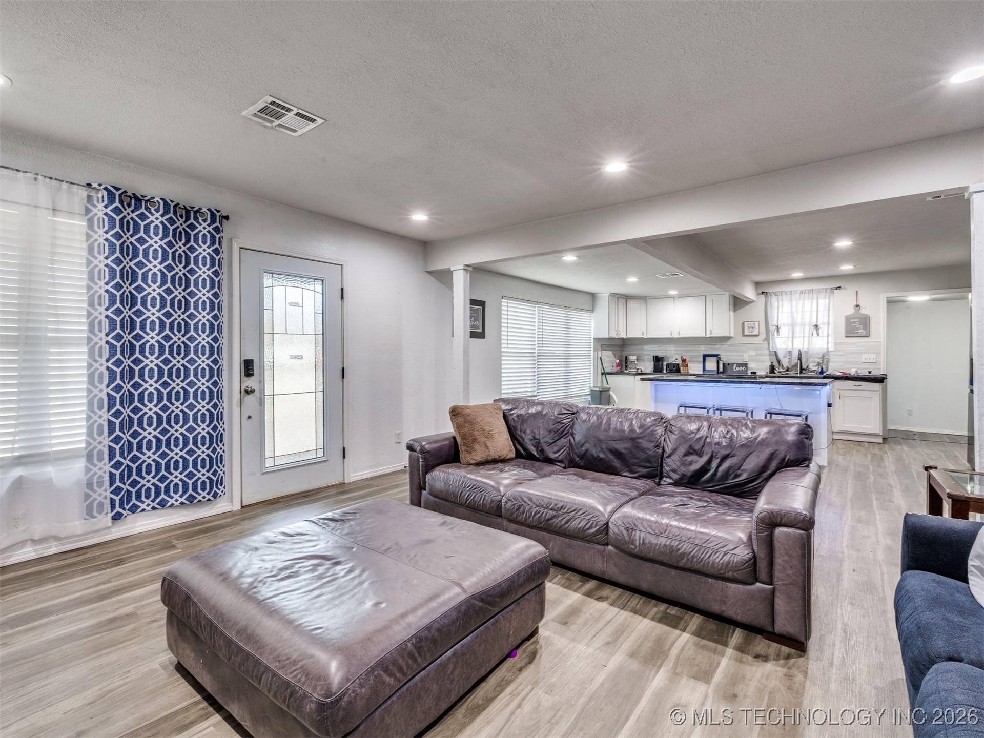 228 E Mohawk Boulevard Property Photo 29