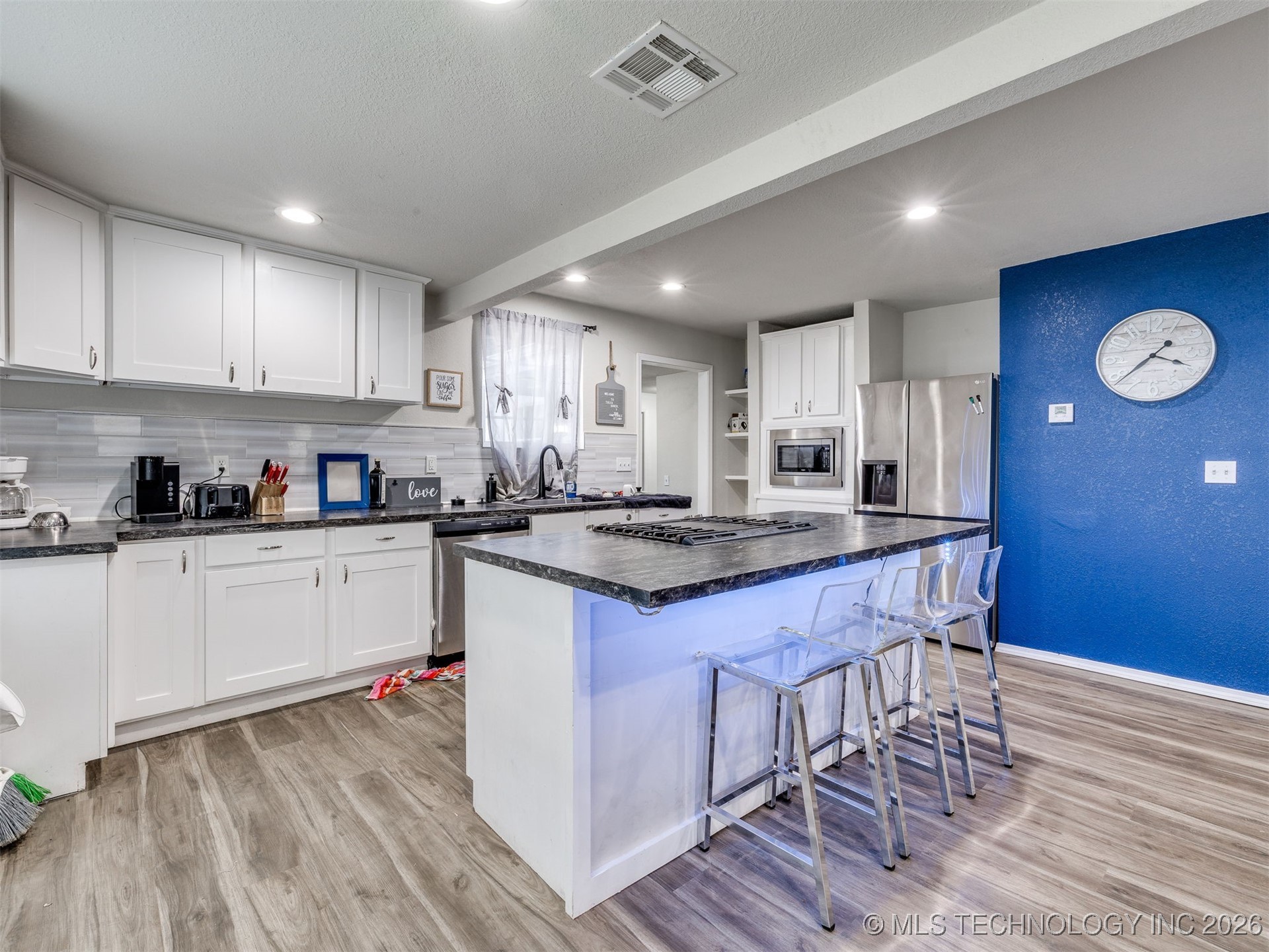 228 E Mohawk Boulevard Property Photo 33