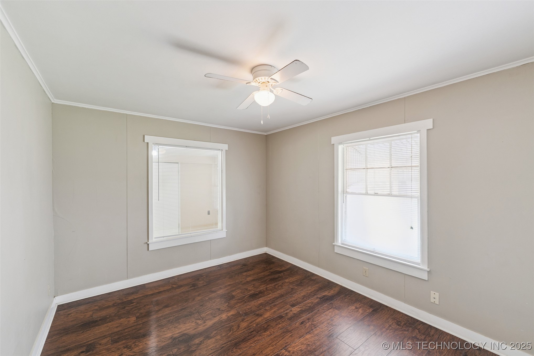 111 S Chickasaw Avenue Property Photo 17