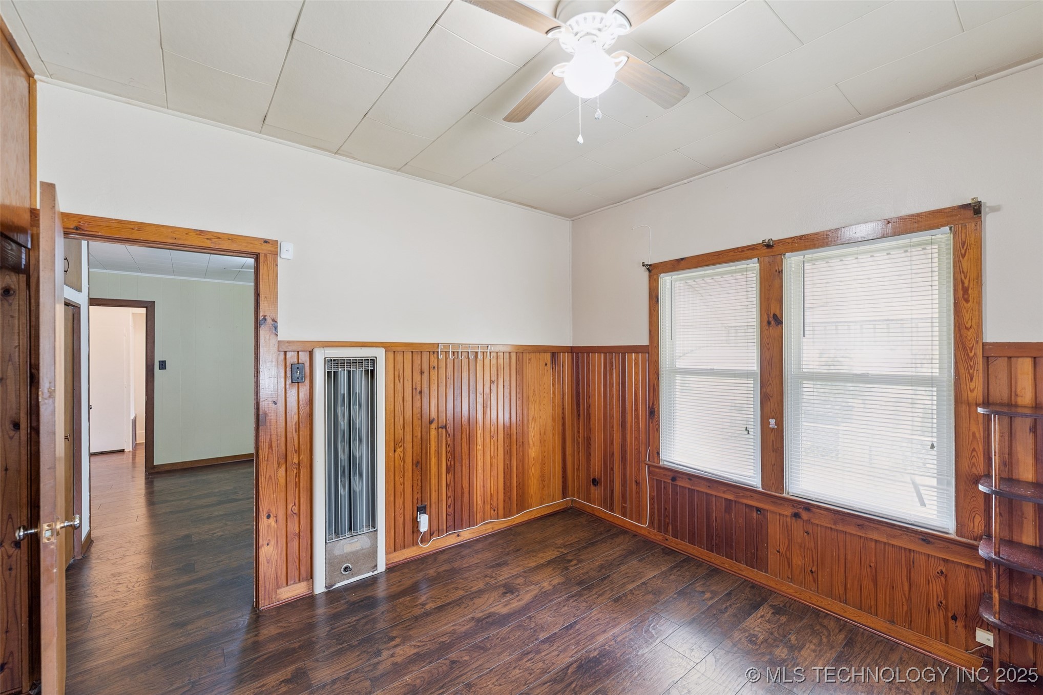 111 S Chickasaw Avenue Property Photo 20