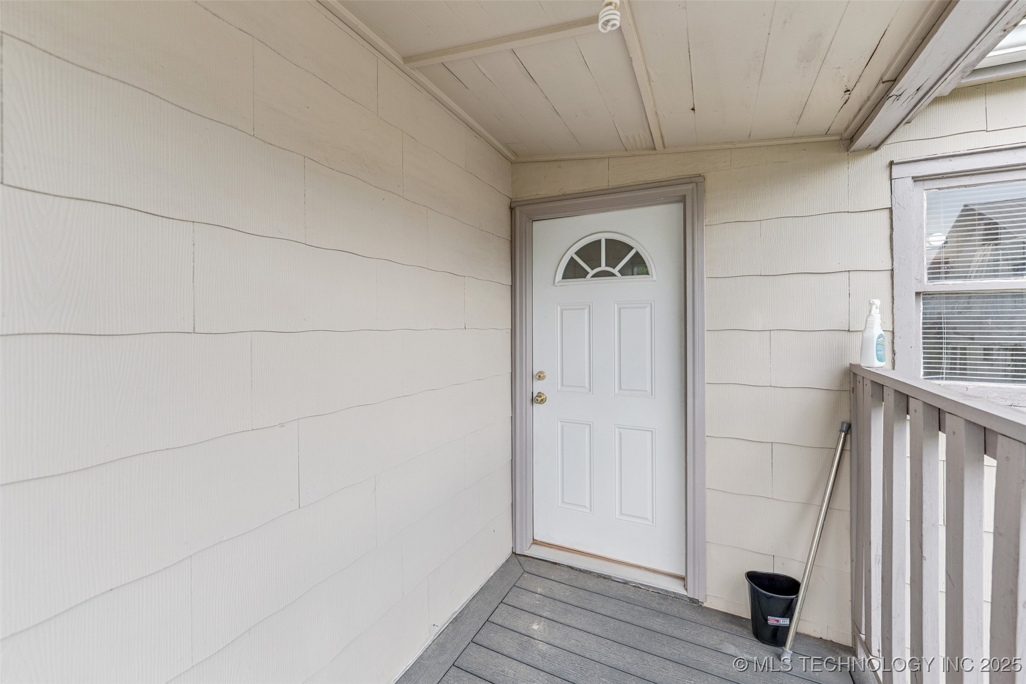 111 S Chickasaw Avenue Property Photo 22