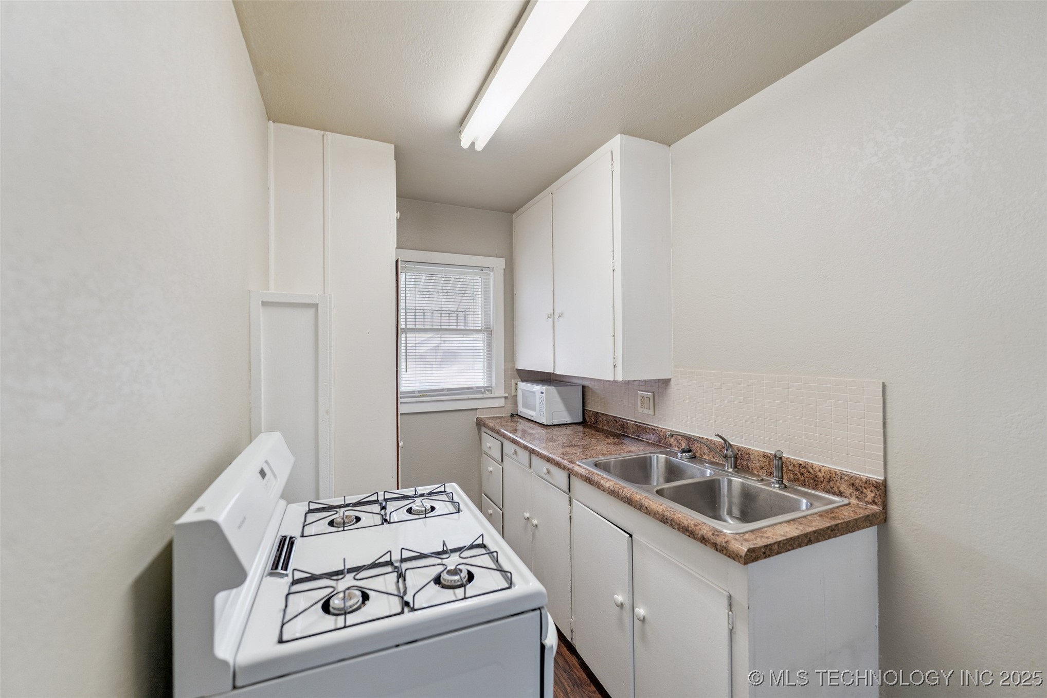 111 S Chickasaw Avenue Property Photo 25