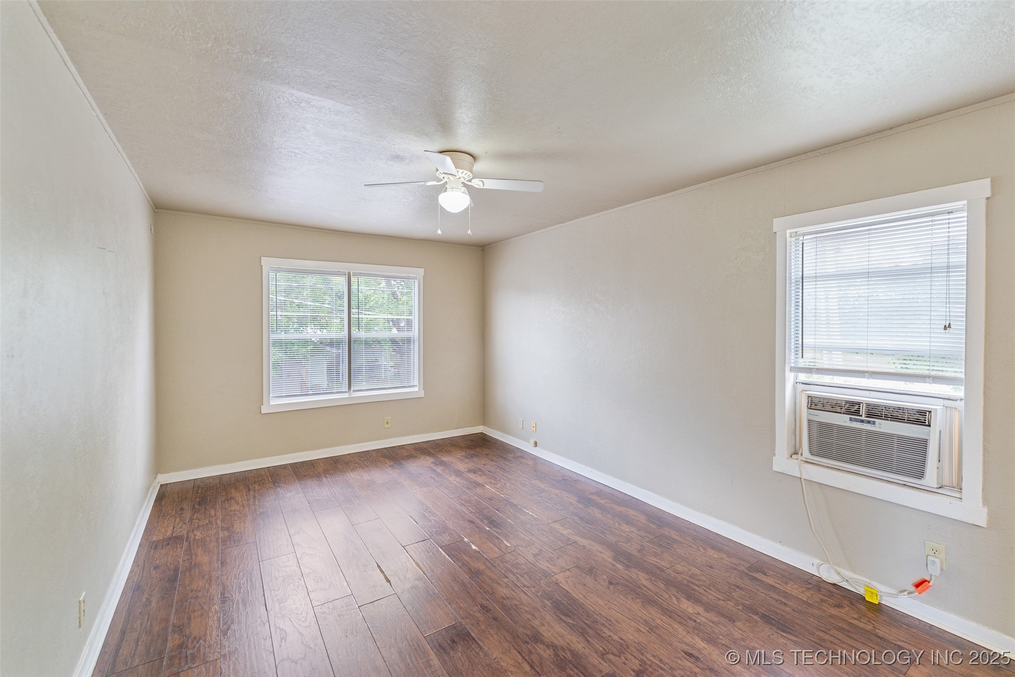 111 S Chickasaw Avenue Property Photo 28