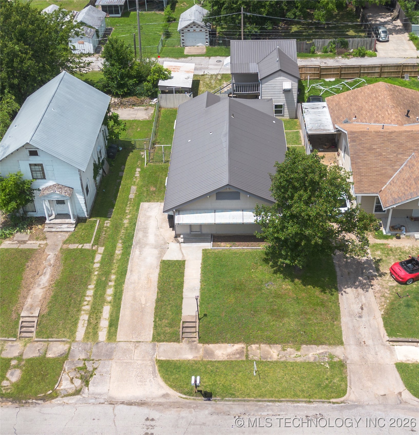 111 S Chickasaw Avenue Property Photo 35