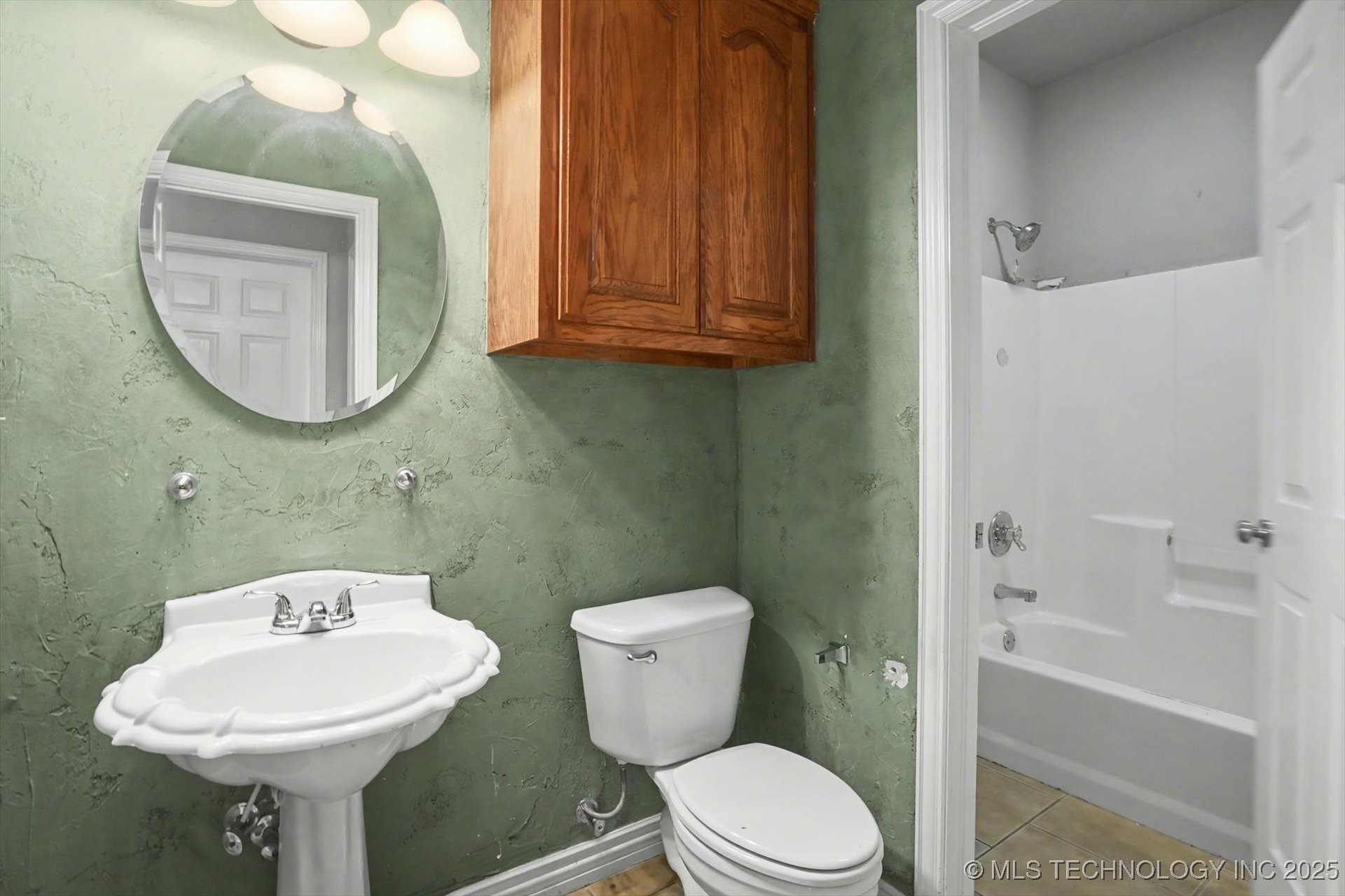 2619 S 14th Place Property Photo 20