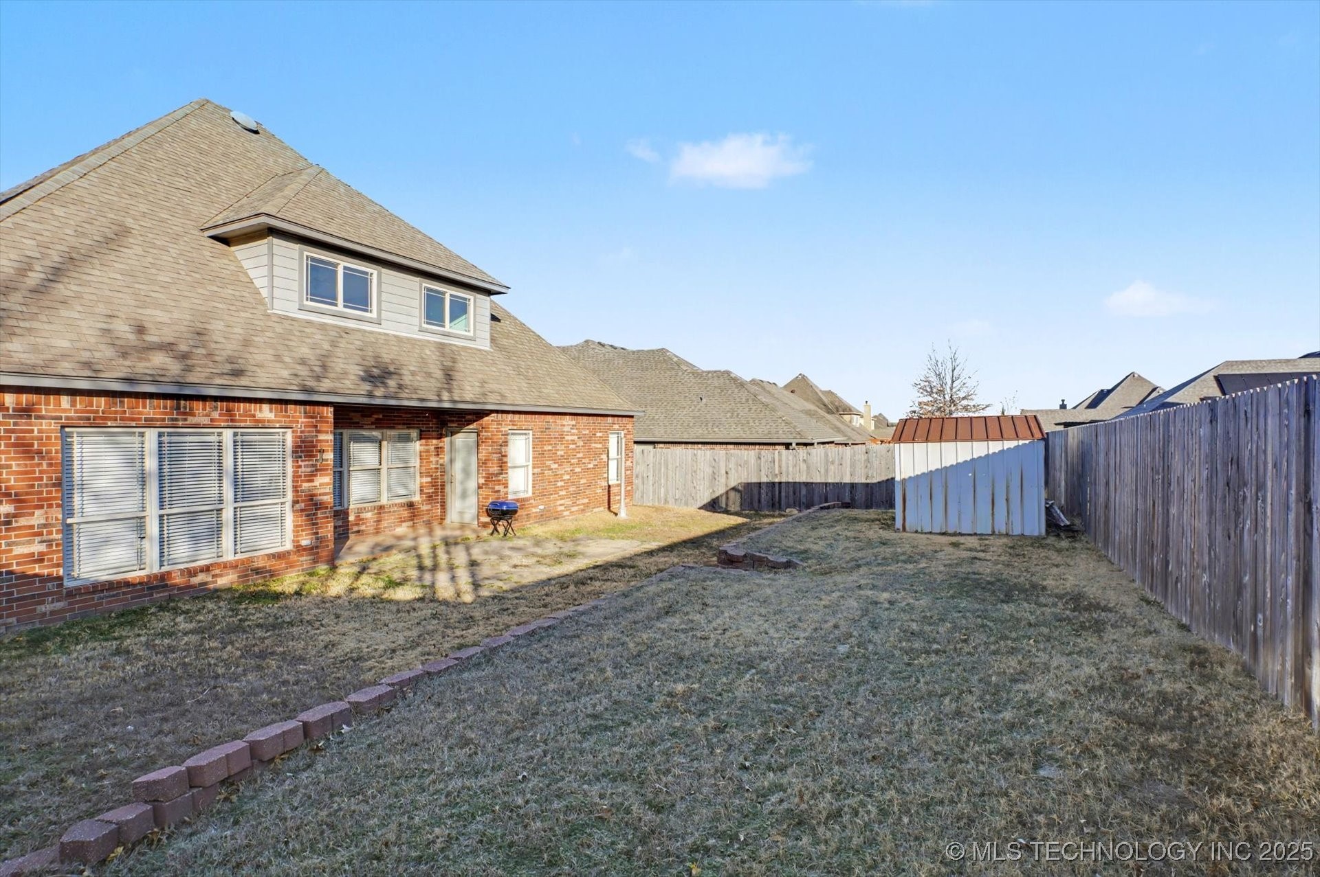 2619 S 14th Place Property Photo 26