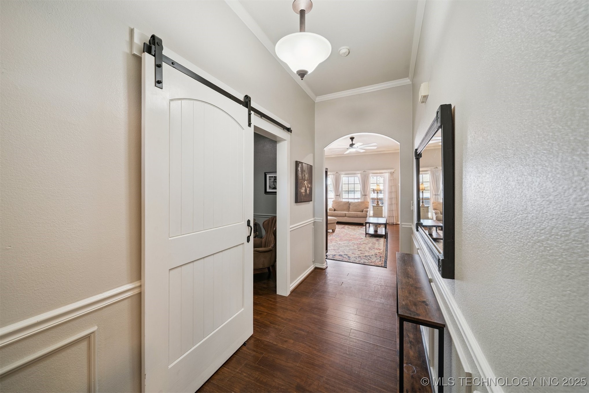 2016 Graham Avenue Property Photo 4