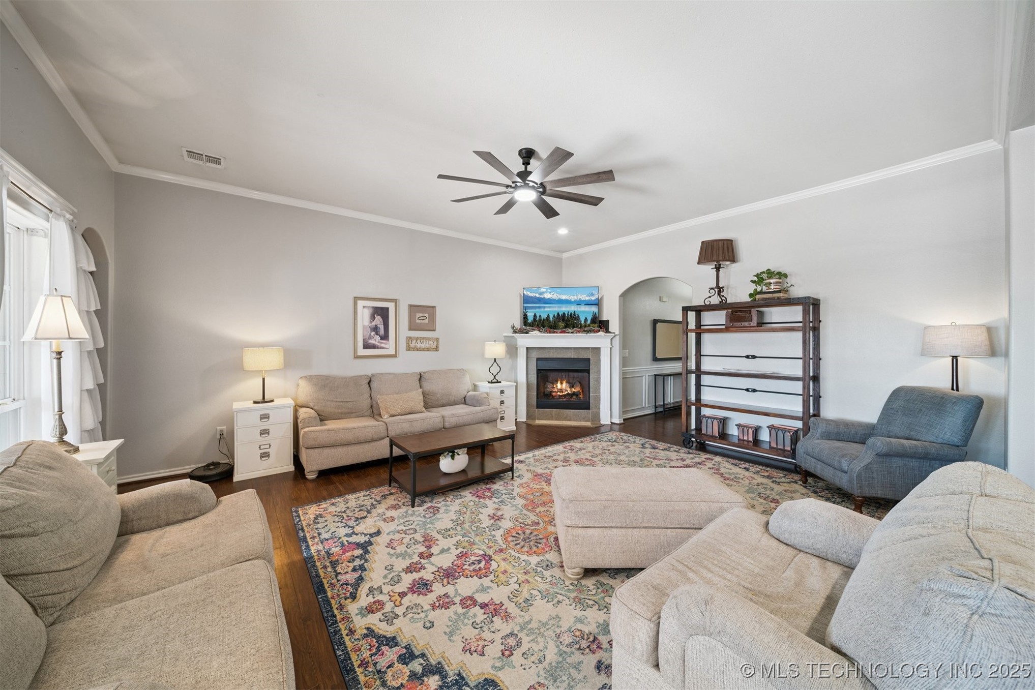 2016 Graham Avenue Property Photo 13