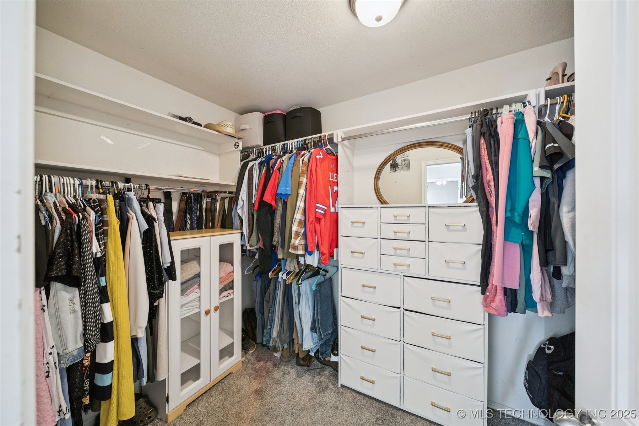 2016 Graham Avenue Property Photo 28