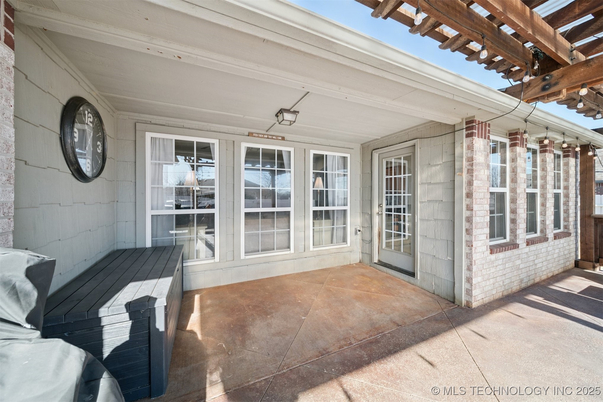 2016 Graham Avenue Property Photo 29