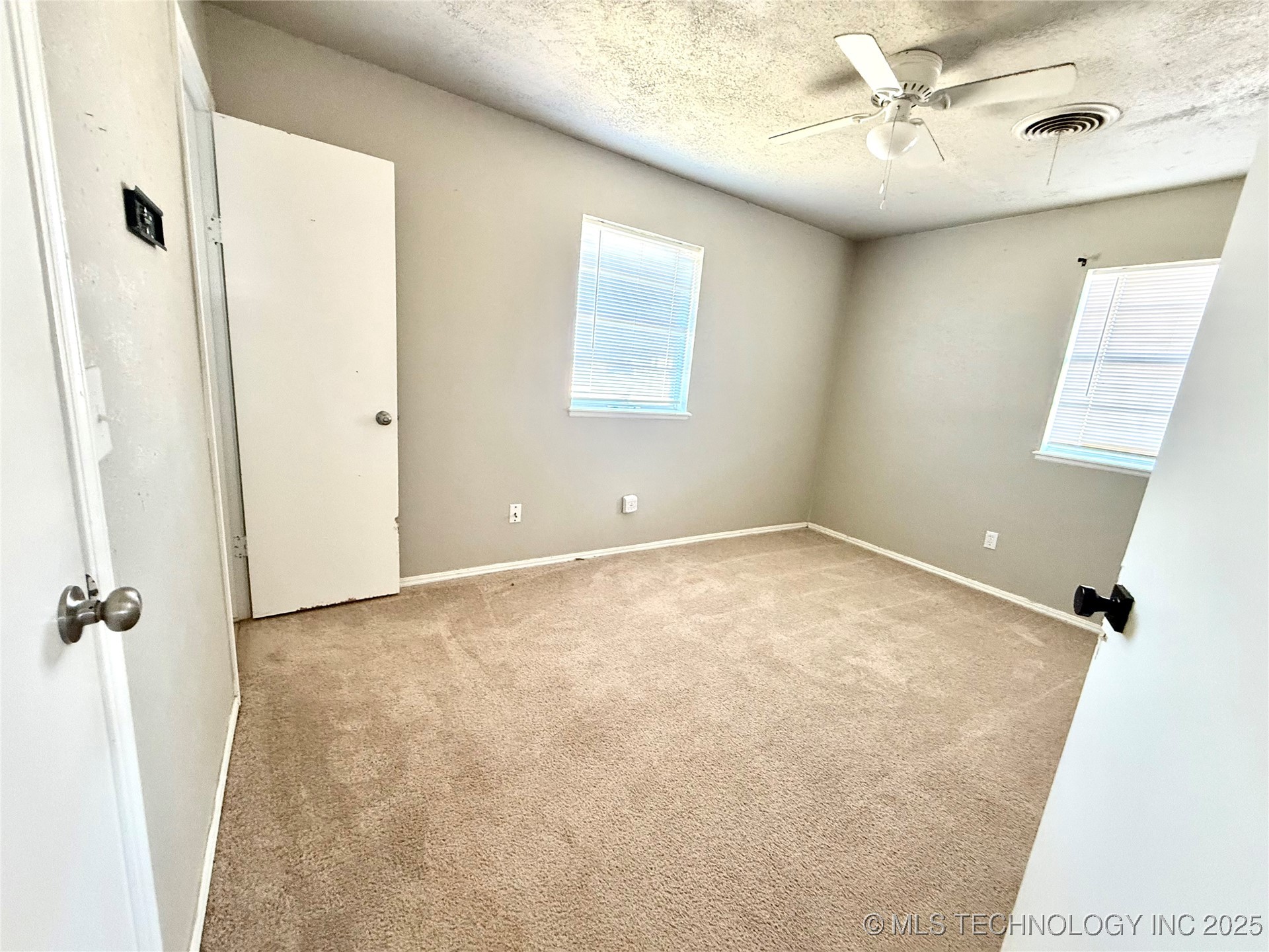 510 E Ashland Property Photo 9