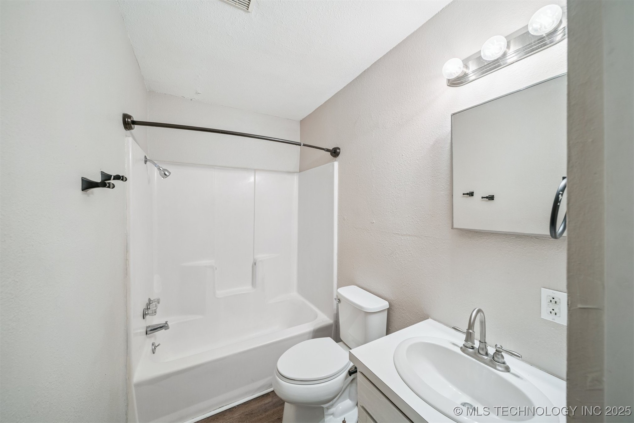 301 W Greenlee Street Property Photo 10