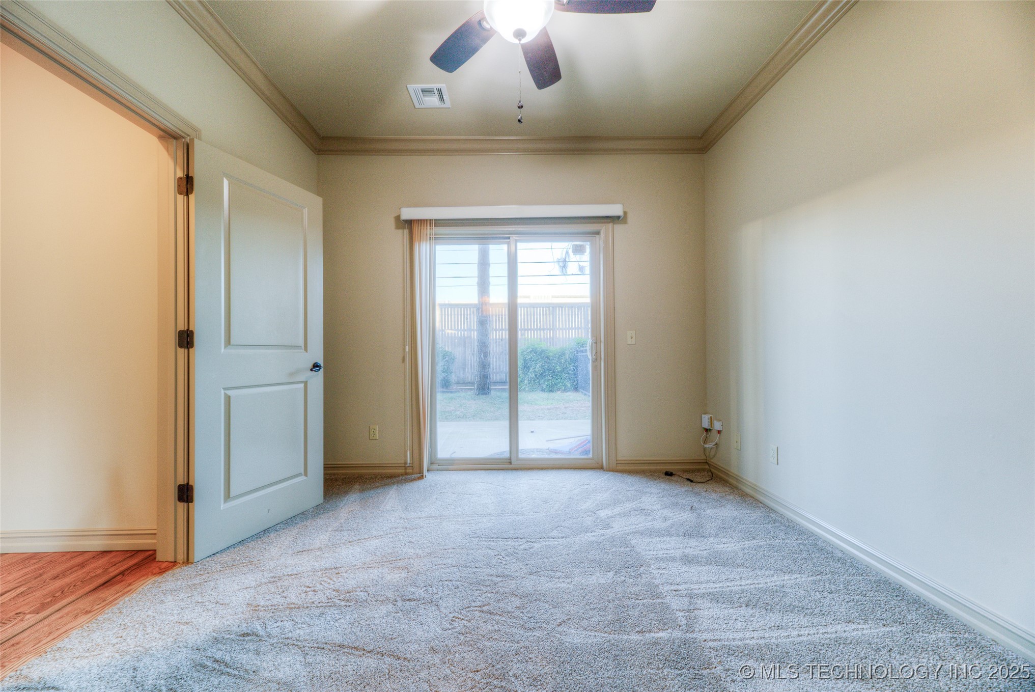 1333 E 41st Place Property Photo 4