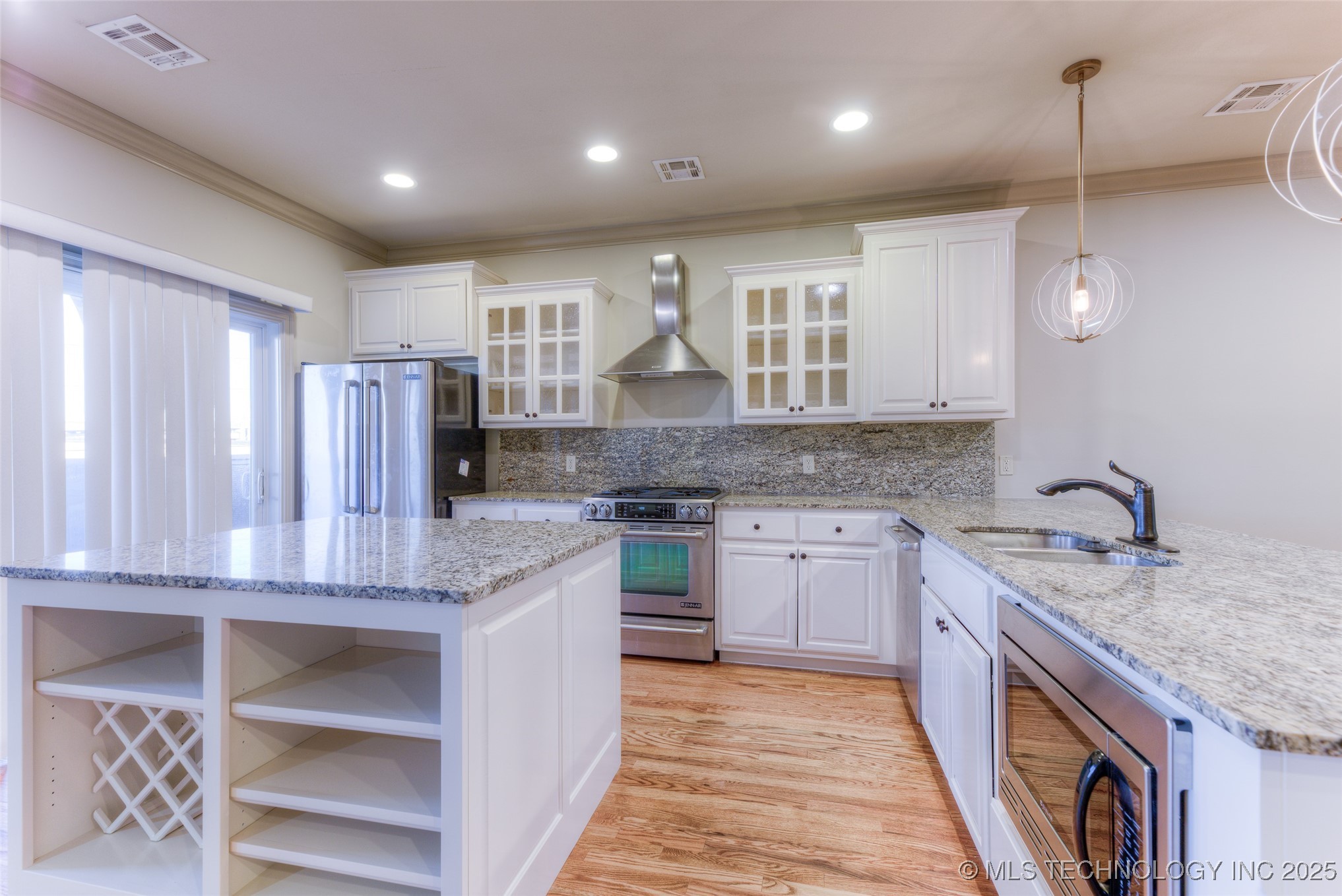 1333 E 41st Place Property Photo 11