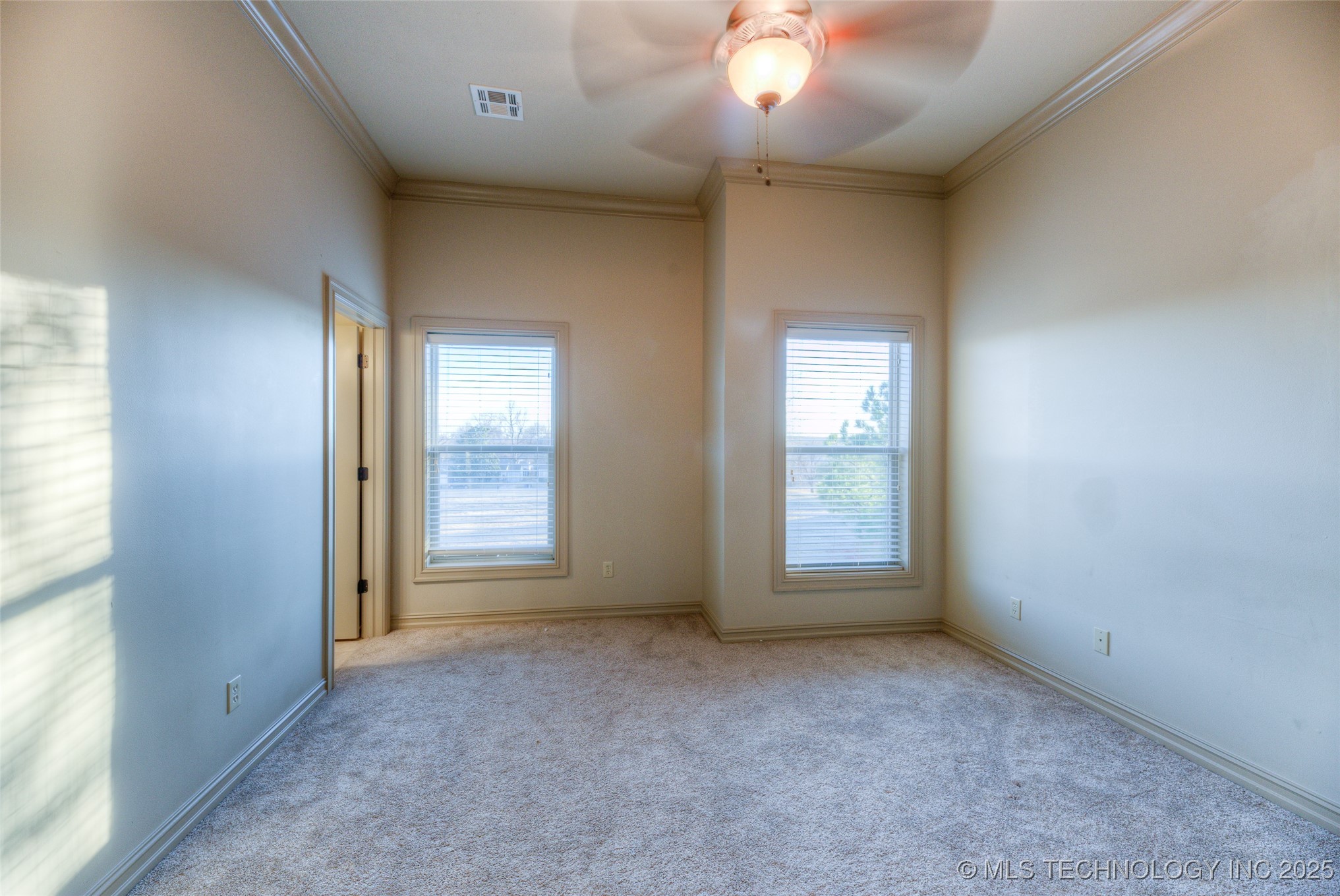 1333 E 41st Place Property Photo 17