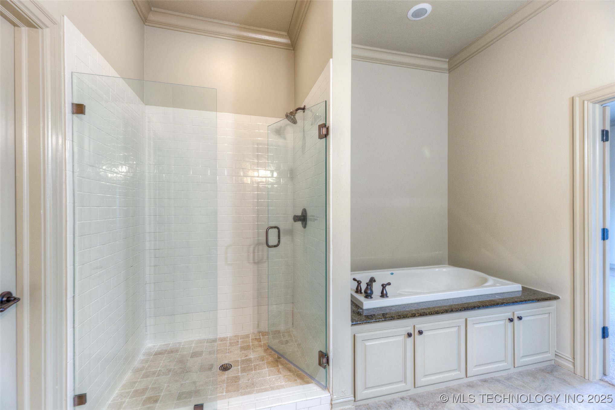 1333 E 41st Place Property Photo 24