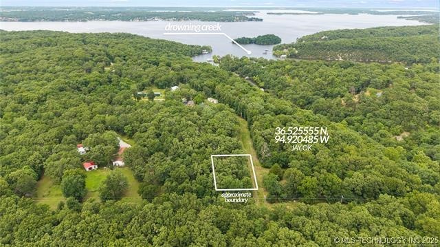 E 336 Loop Property Photo 1