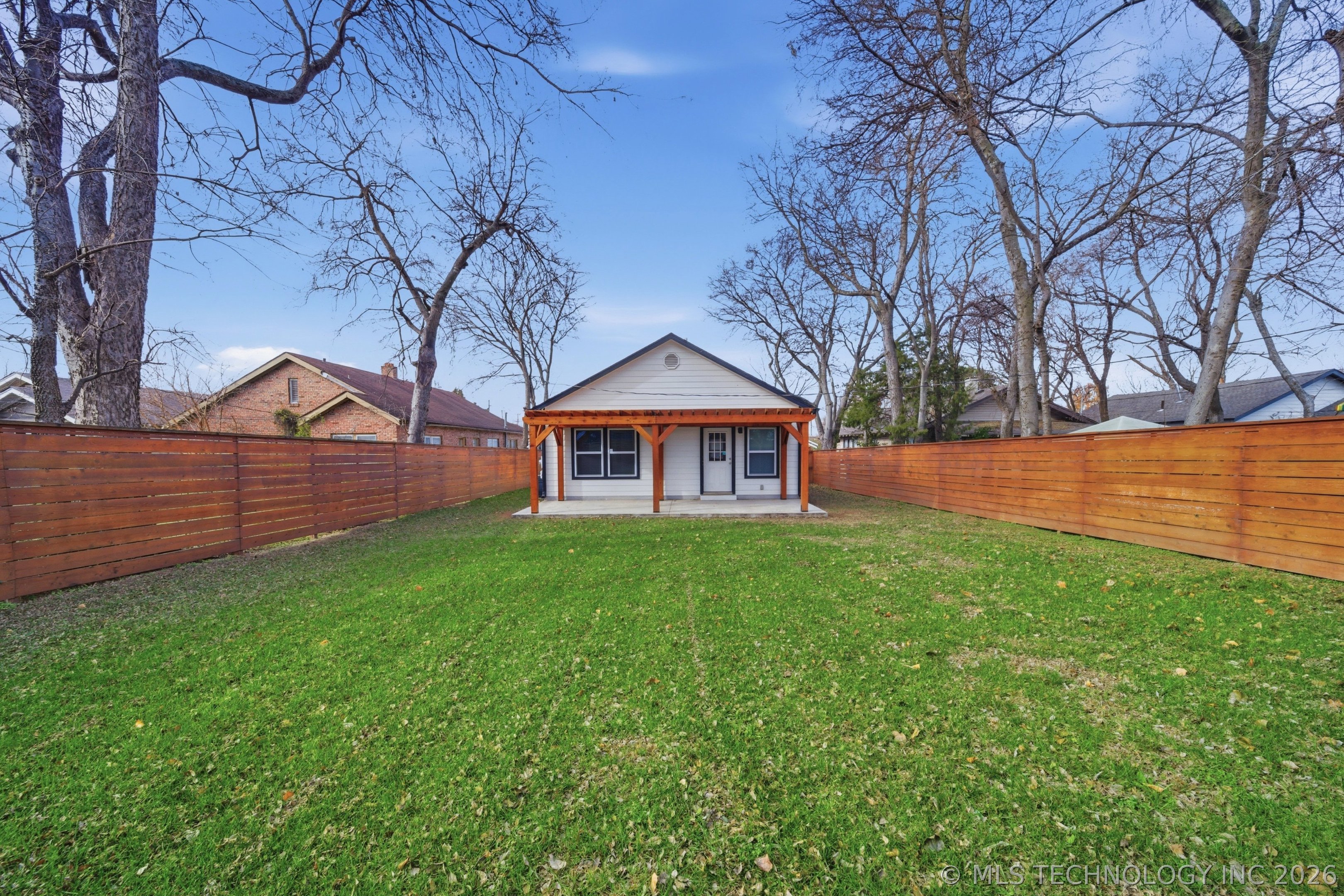 1135 S Lewis Place Property Photo 27