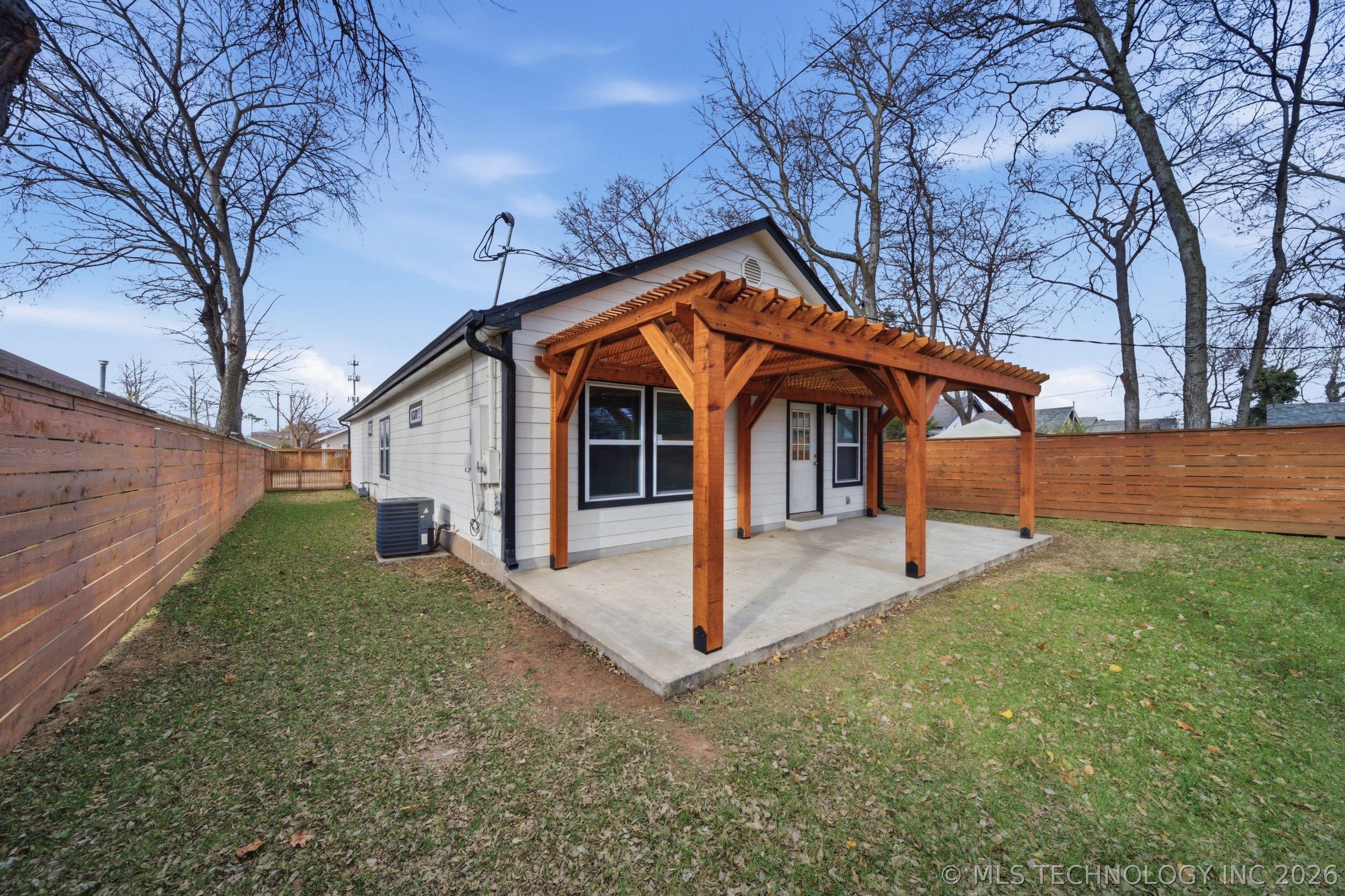 1135 S Lewis Place Property Photo 30