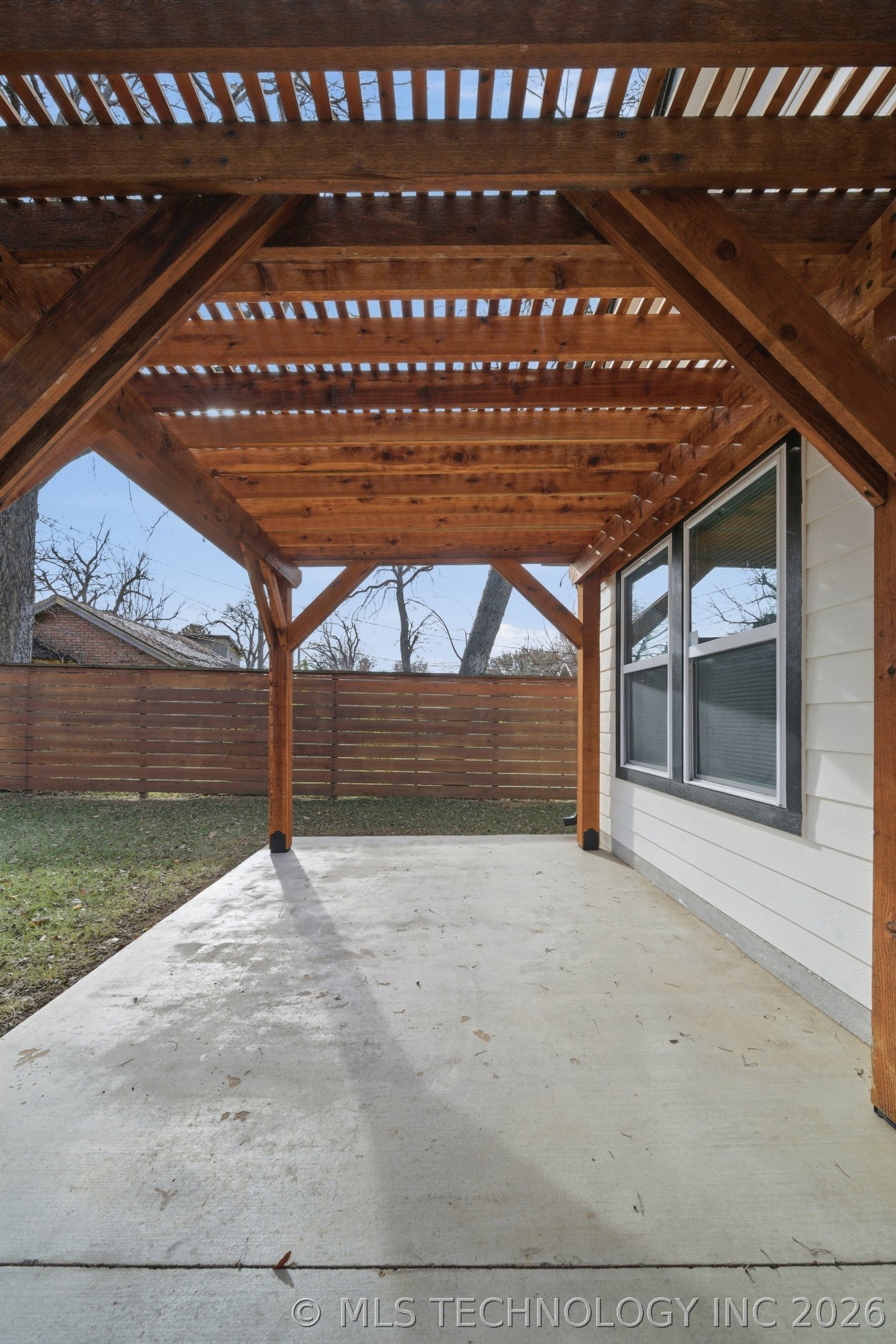 1135 S Lewis Place Property Photo 34