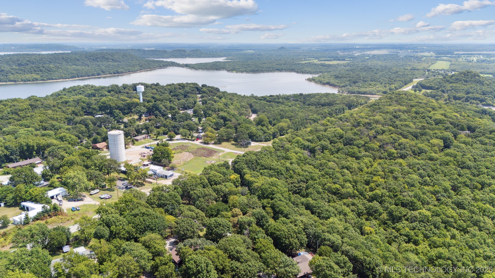 9885 E Mesa Drive Property Photo 11