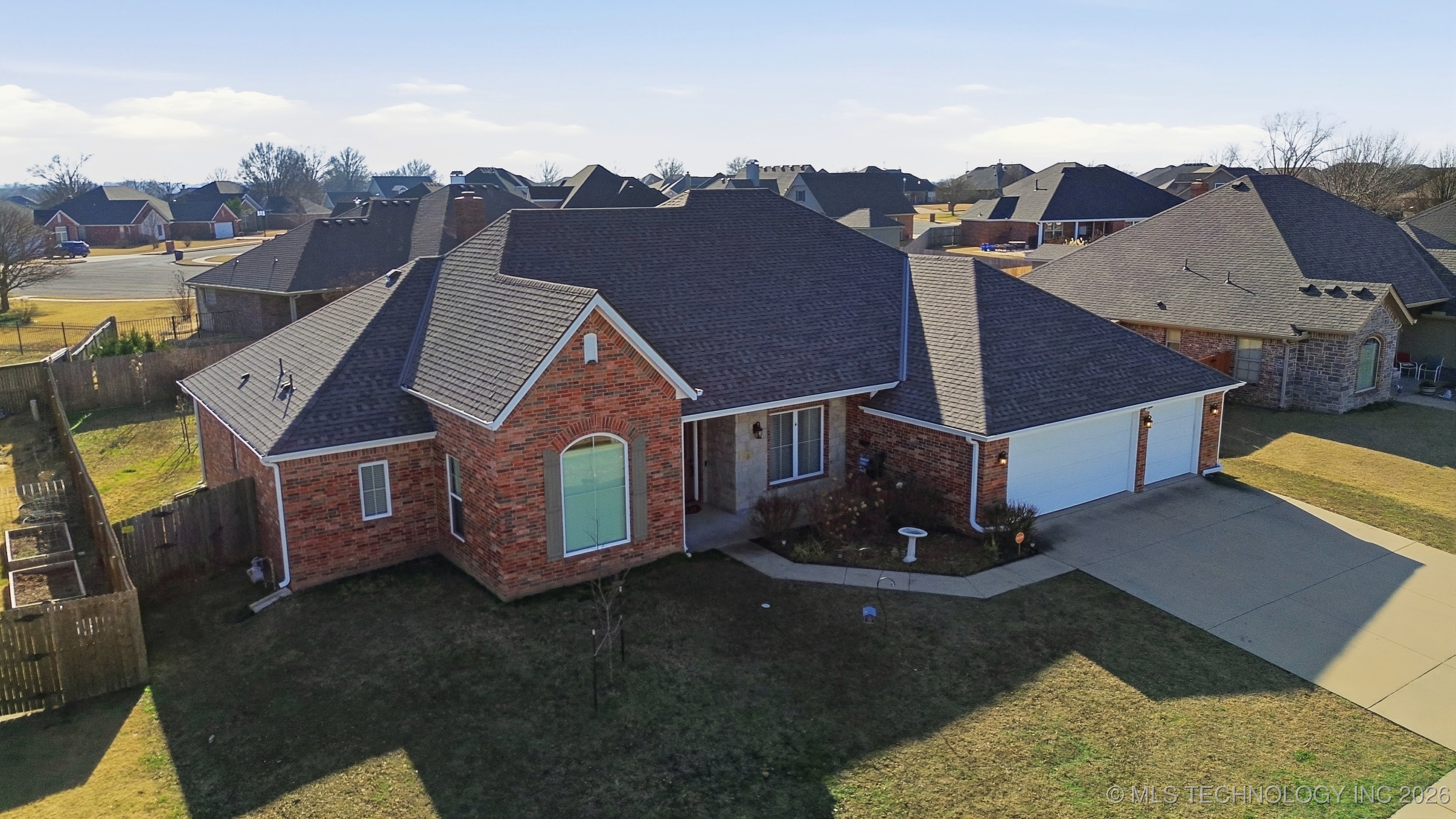 420 N Park Hill Loop Property Photo 3