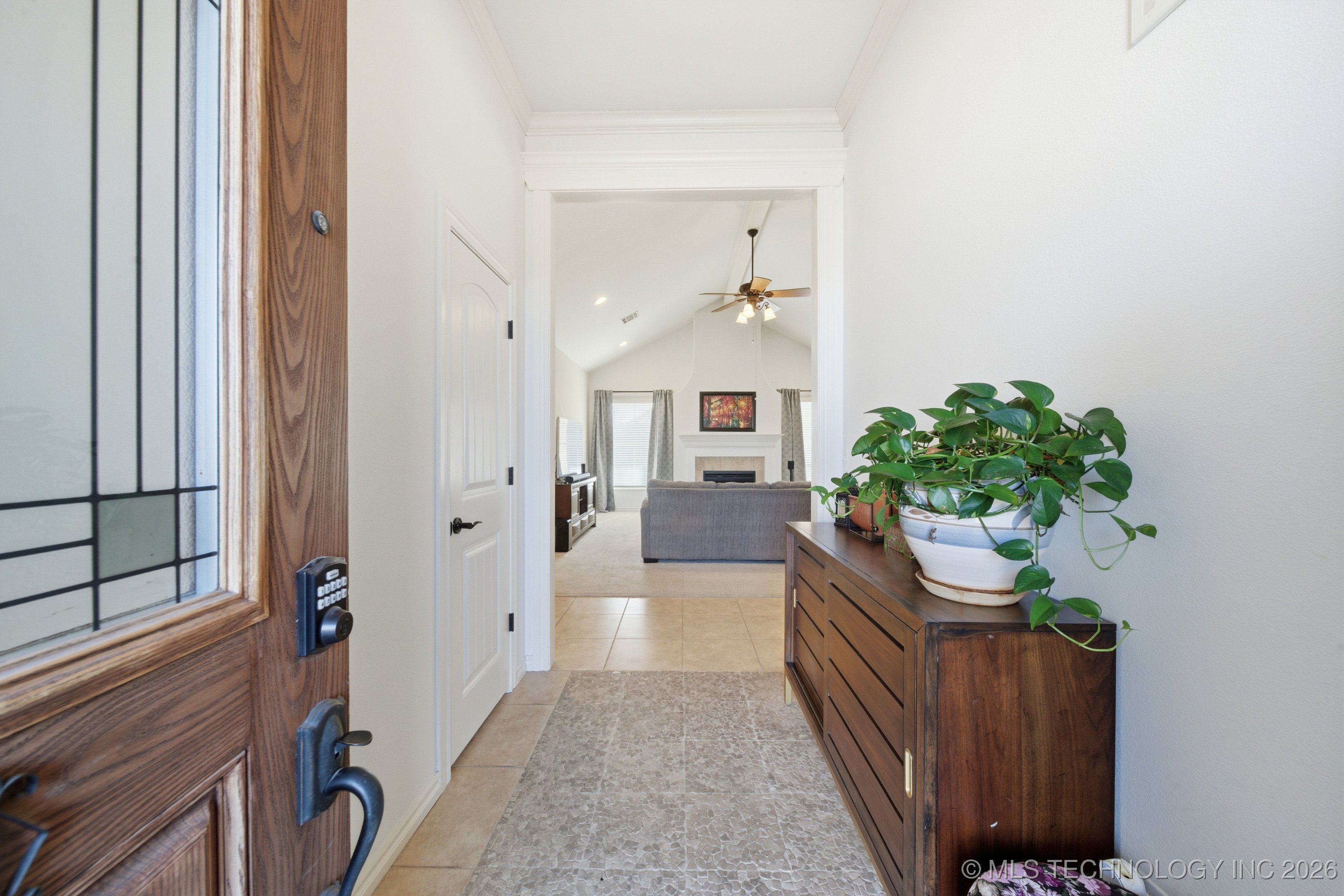 420 N Park Hill Loop Property Photo 6