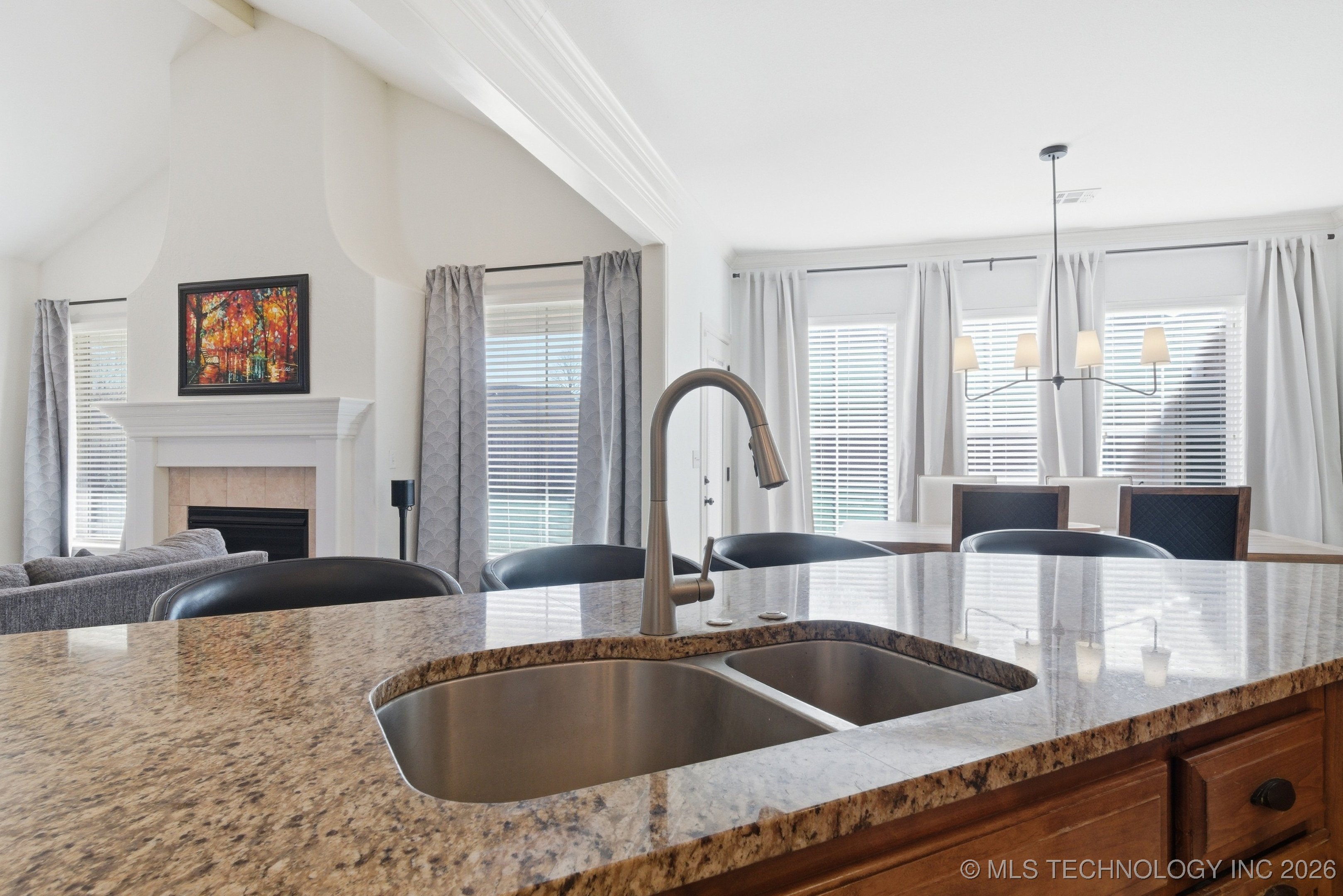 420 N Park Hill Loop Property Photo 16