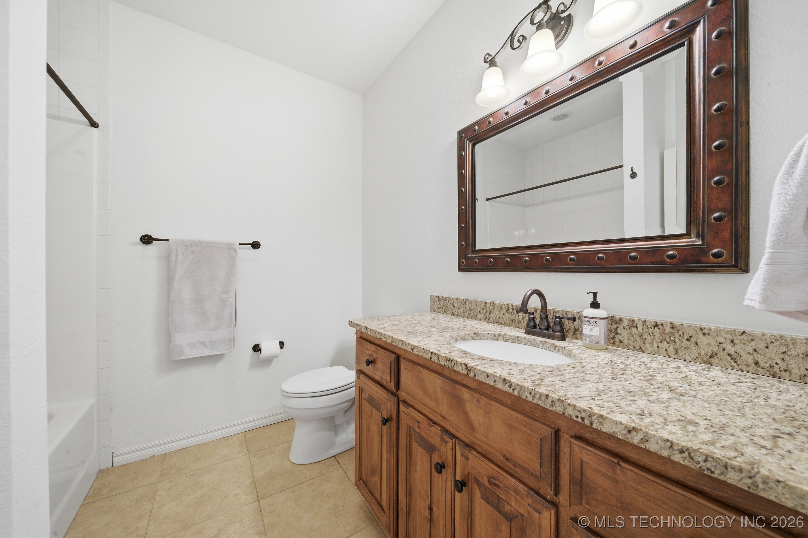 420 N Park Hill Loop Property Photo 28