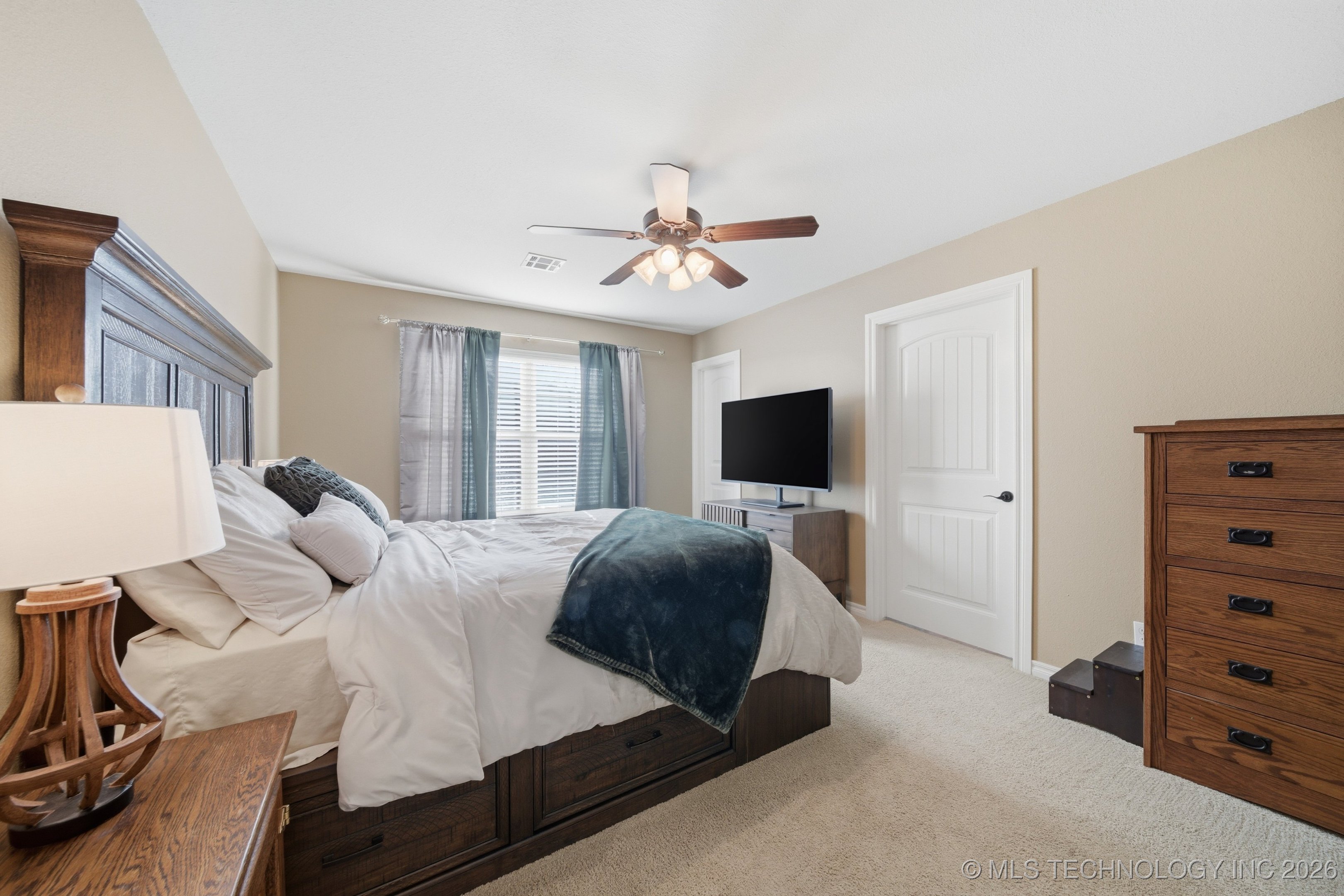 420 N Park Hill Loop Property Photo 29