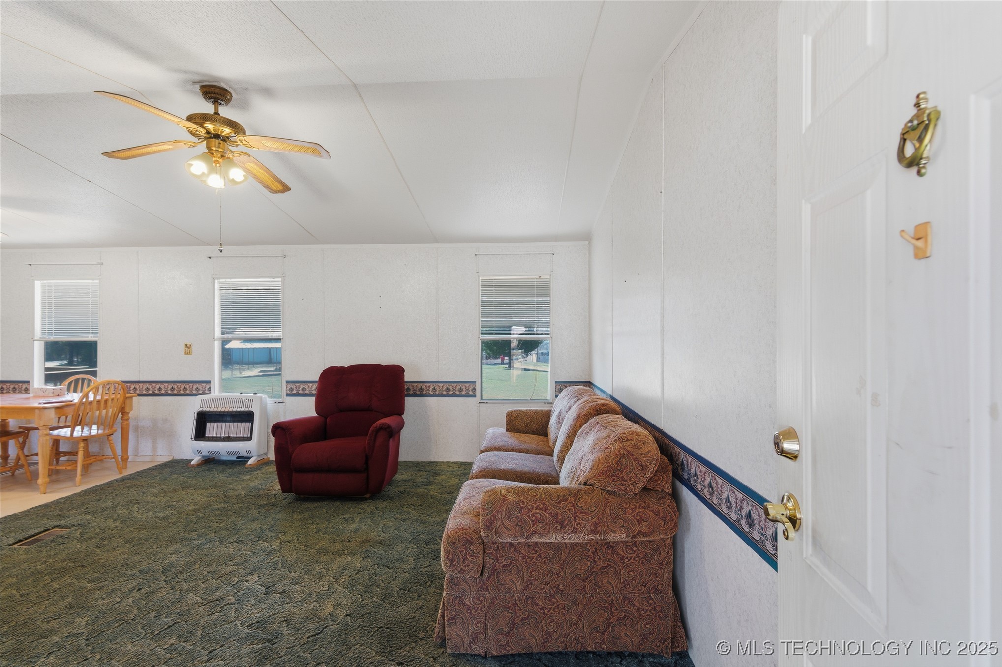 117525 S 4209 Road Property Photo 4