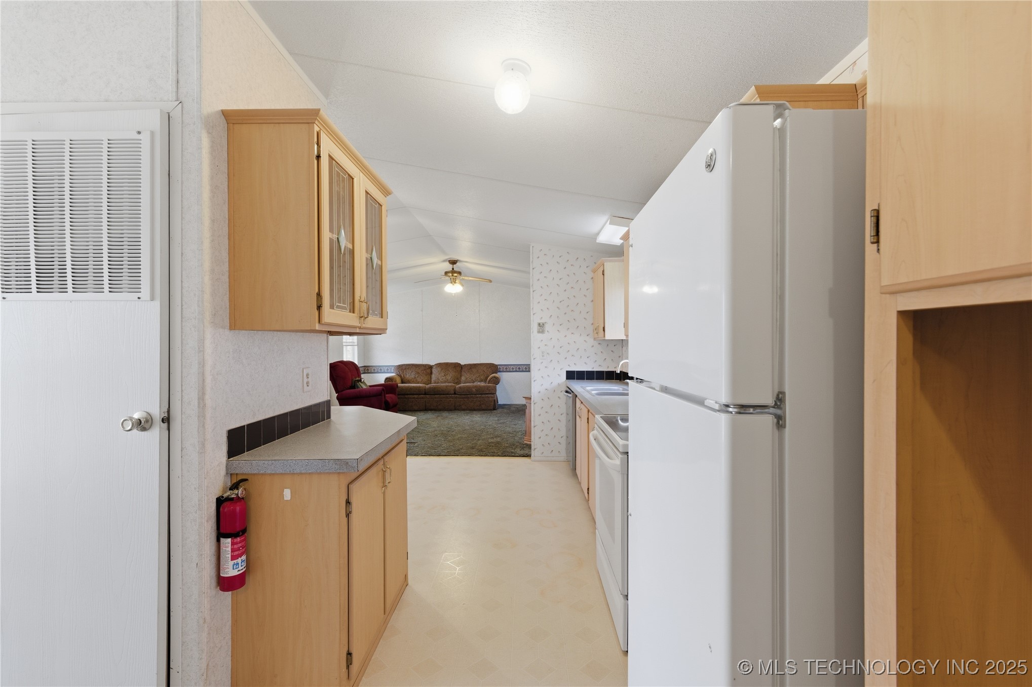 117525 S 4209 Road Property Photo 10