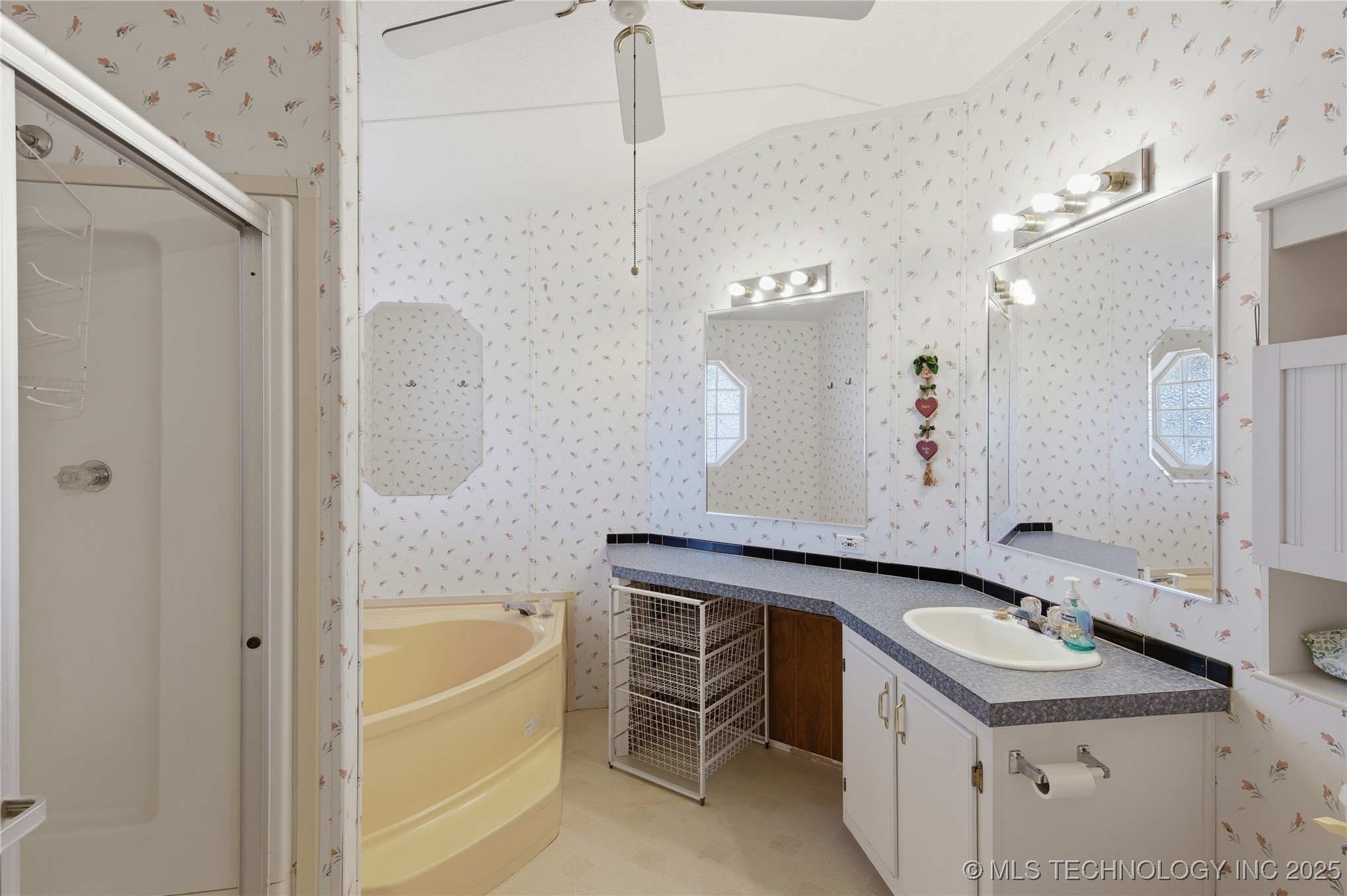 117525 S 4209 Road Property Photo 13