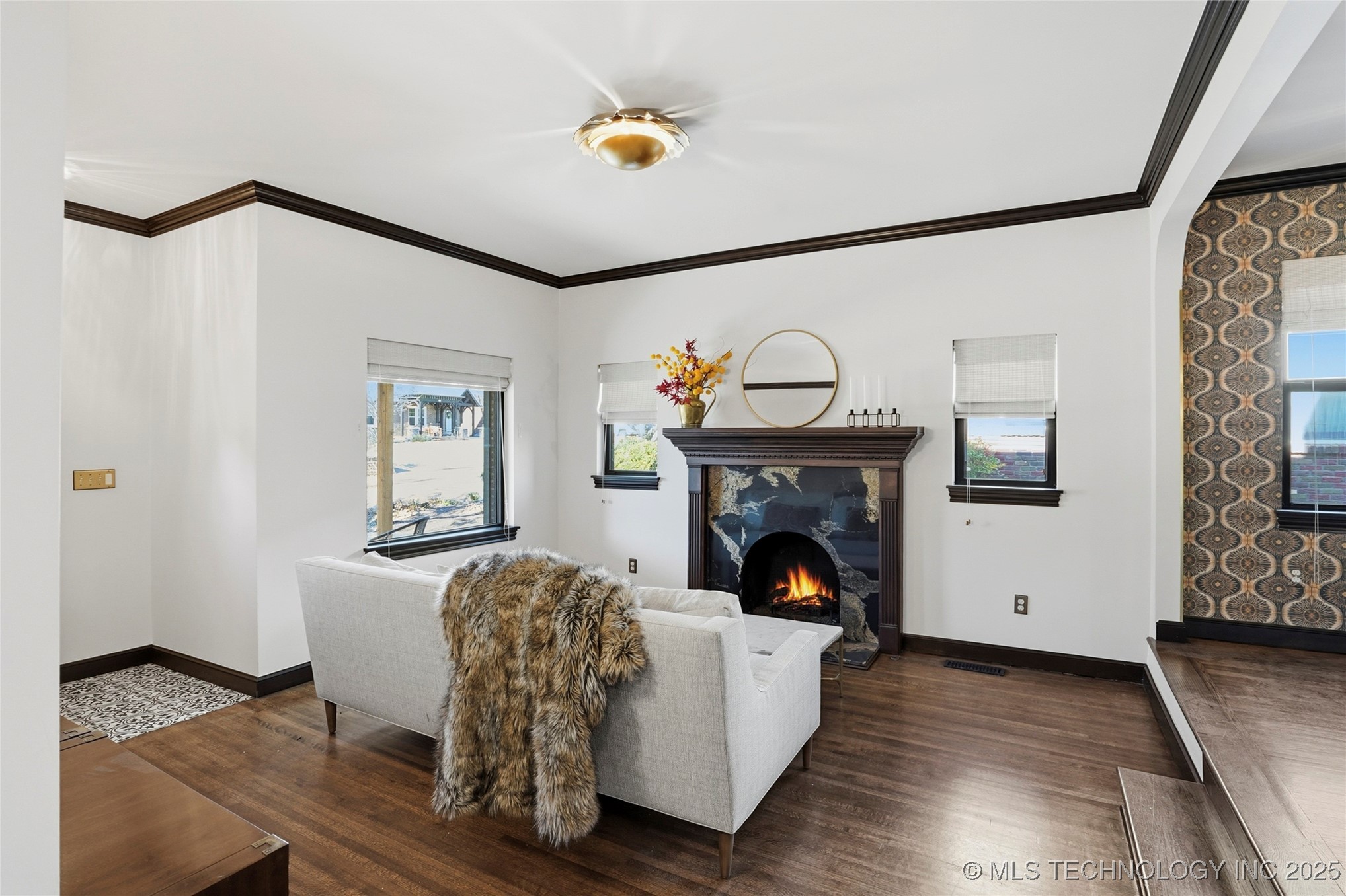 1731 S Gary Avenue Property Photo 8