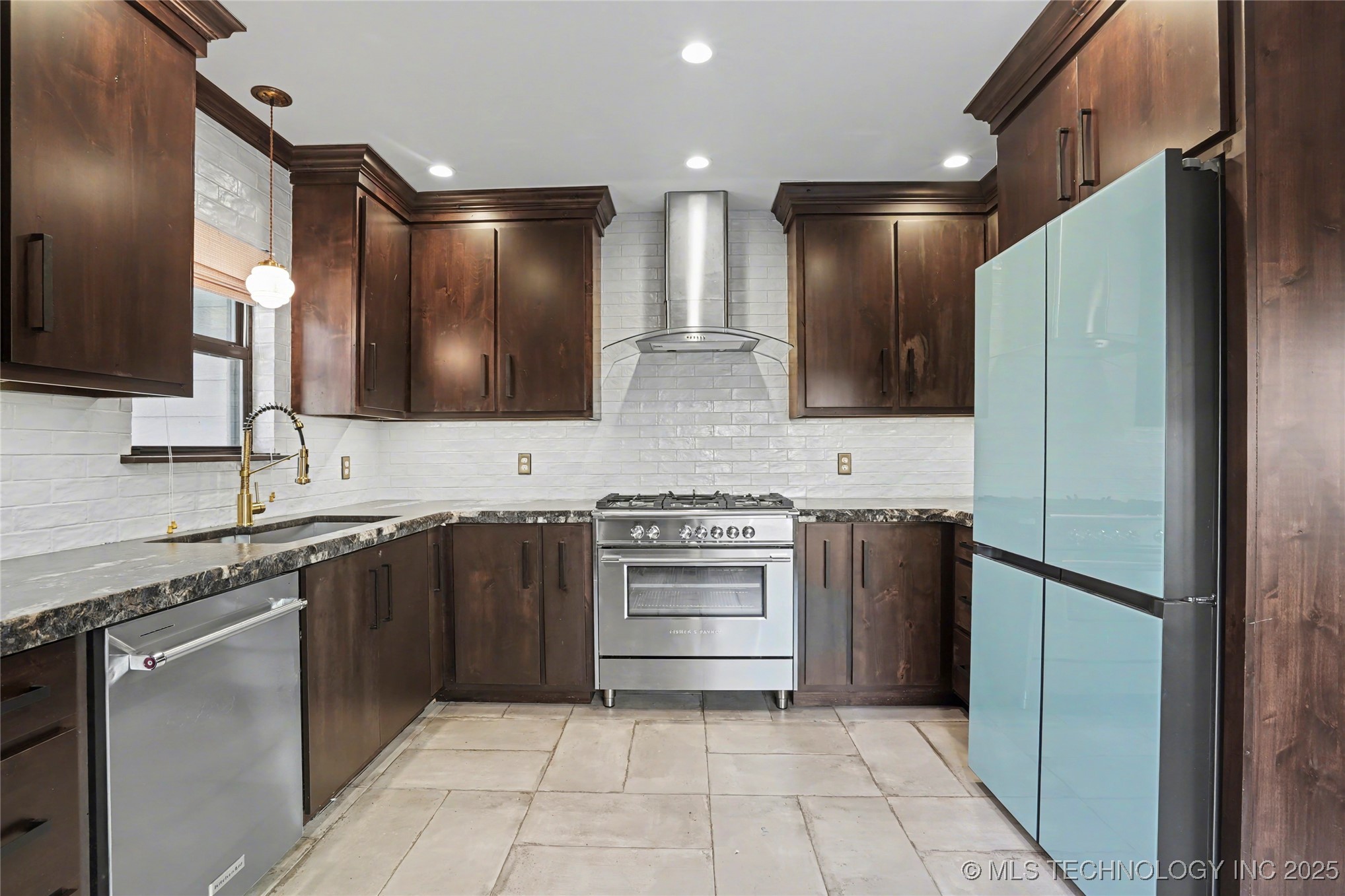 1731 S Gary Avenue Property Photo 14