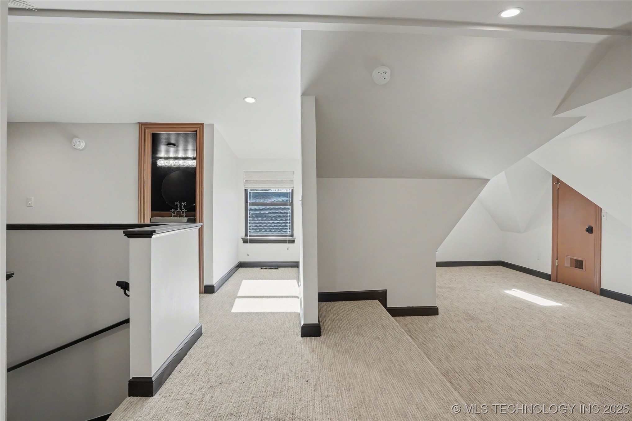 1731 S Gary Avenue Property Photo 31