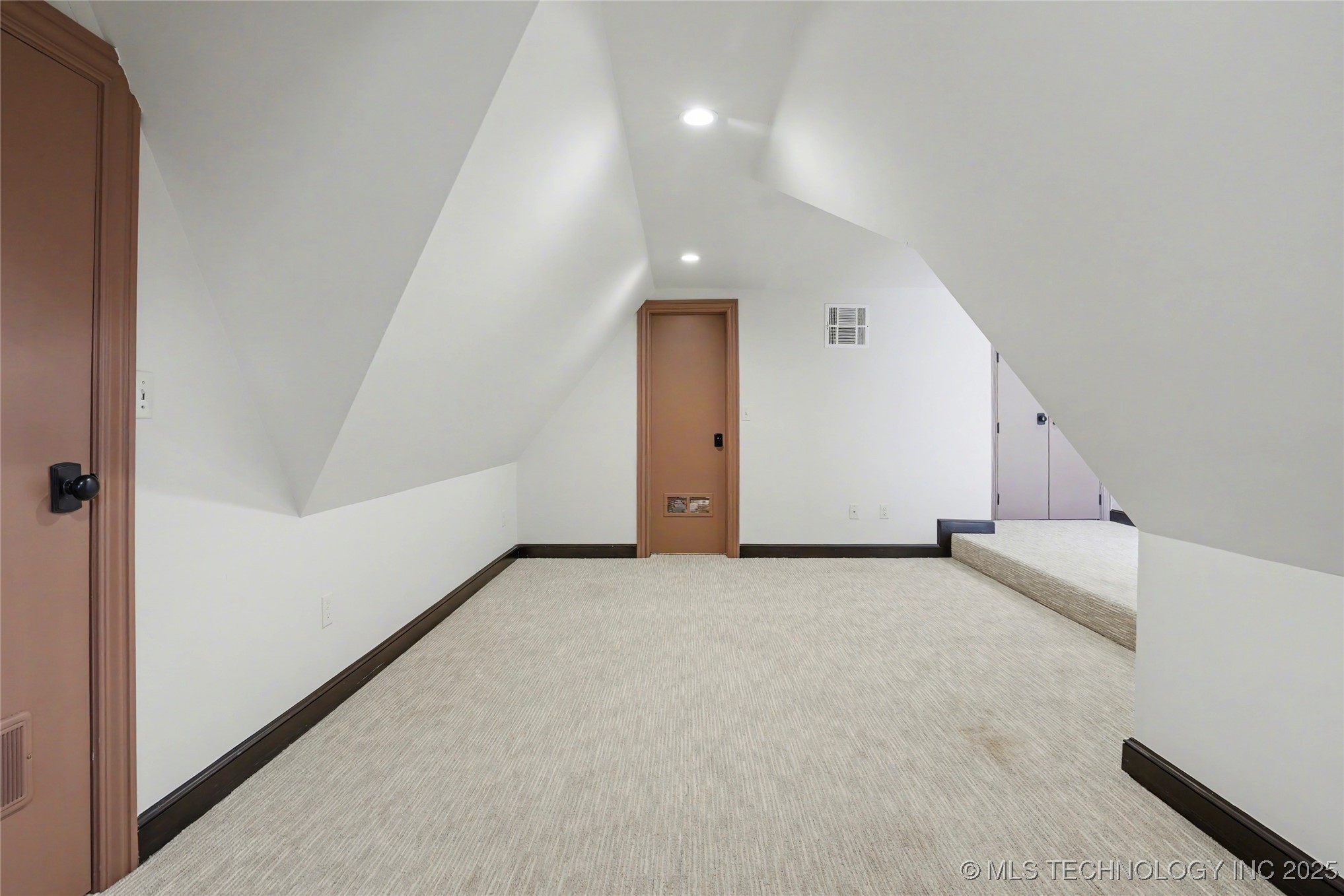 1731 S Gary Avenue Property Photo 34