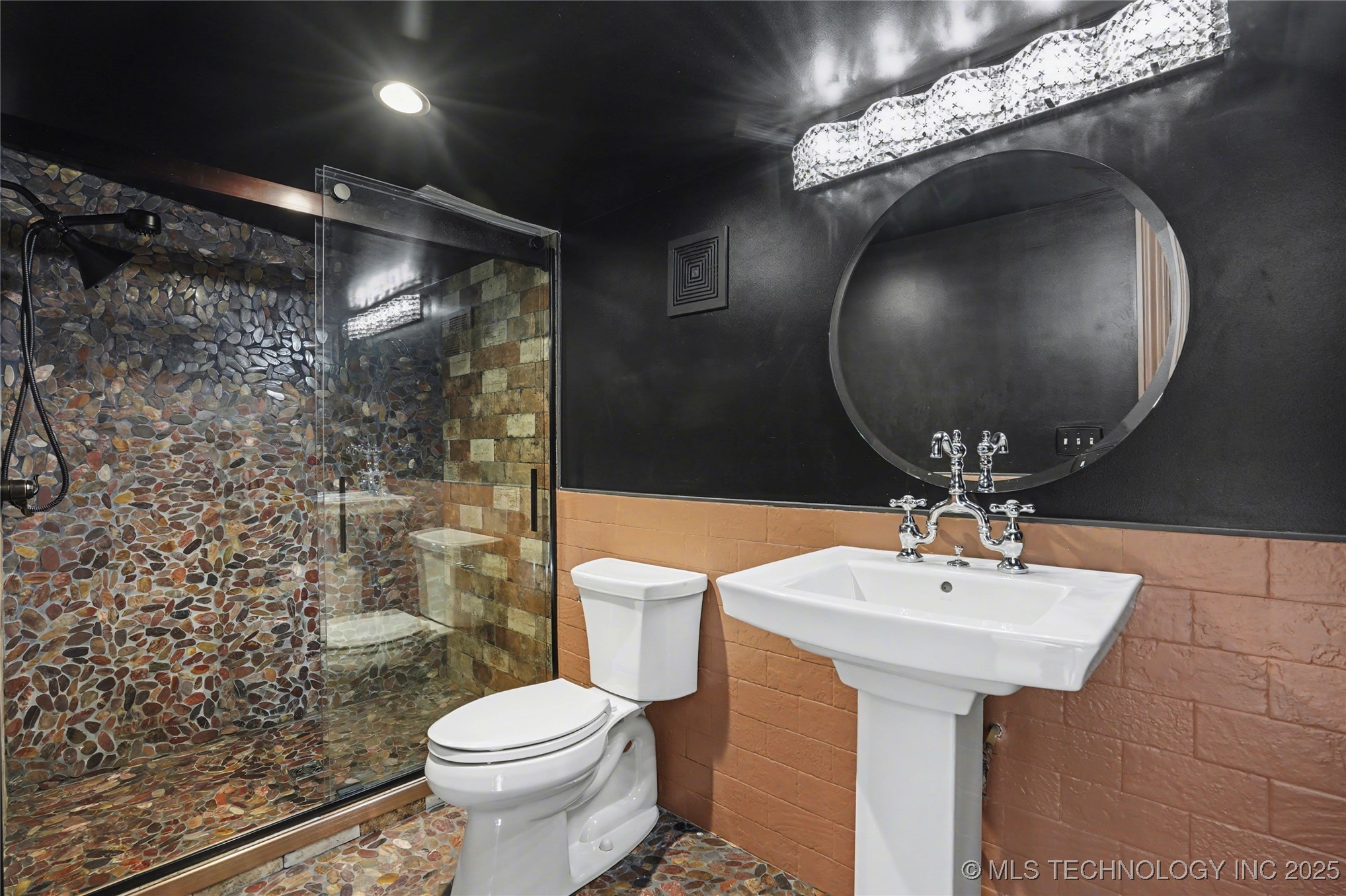 1731 S Gary Avenue Property Photo 38