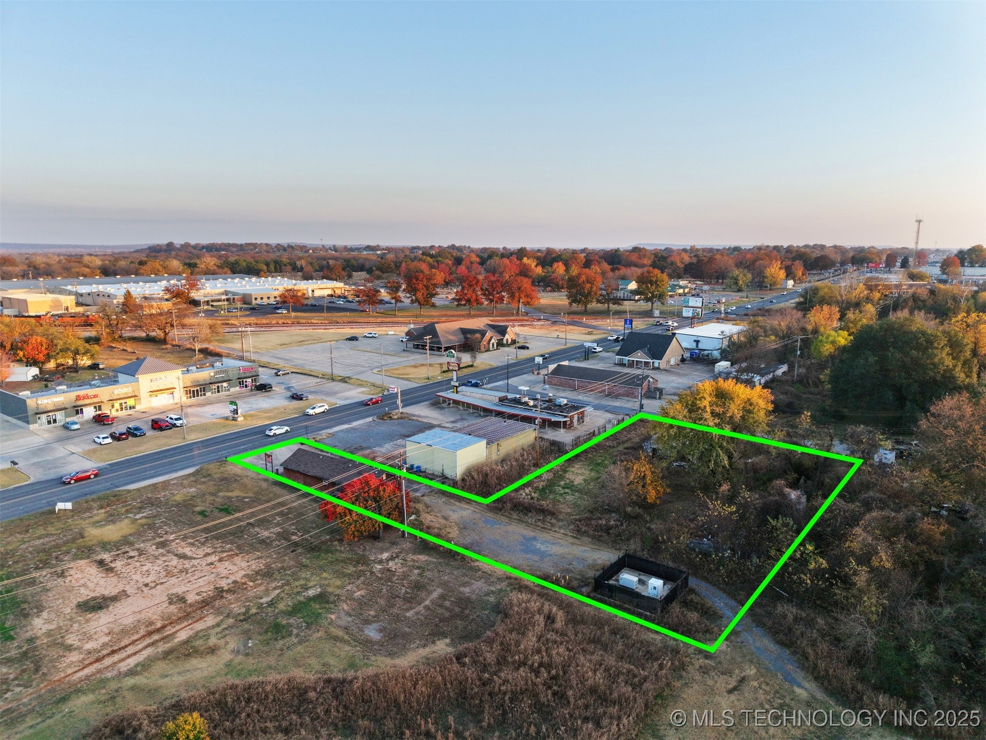 1917 N York Property Photo 5