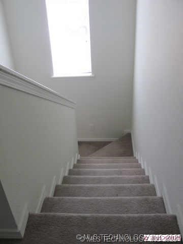 2611 W 66th Street S Property Photo 8