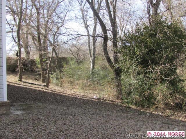 2611 W 66th Street S Property Photo 11