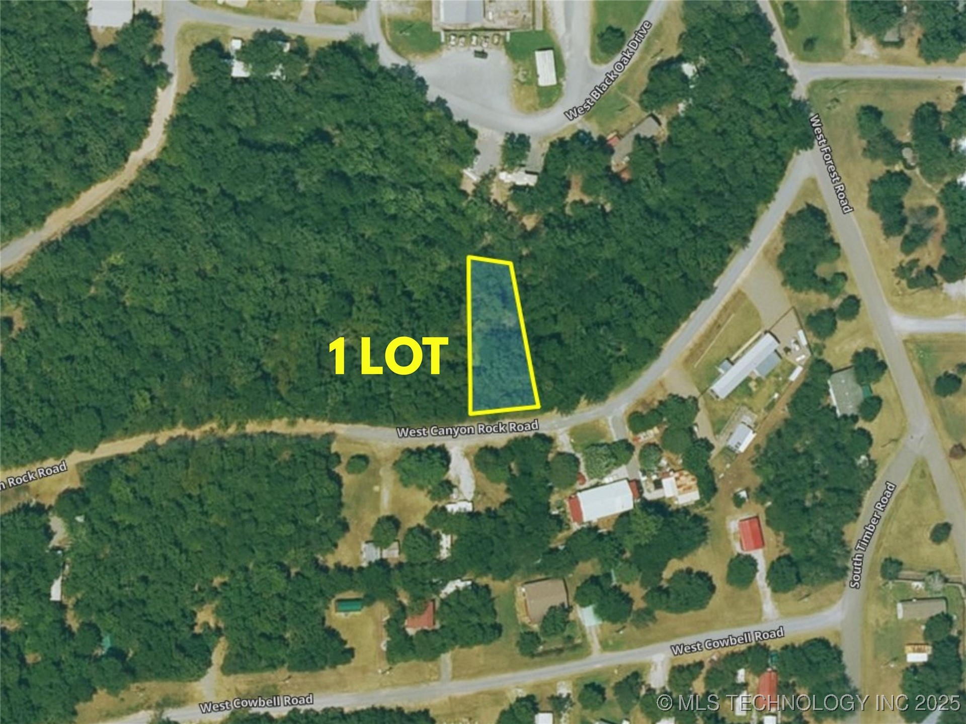 15077 Carlisle Drive Property Photo 8