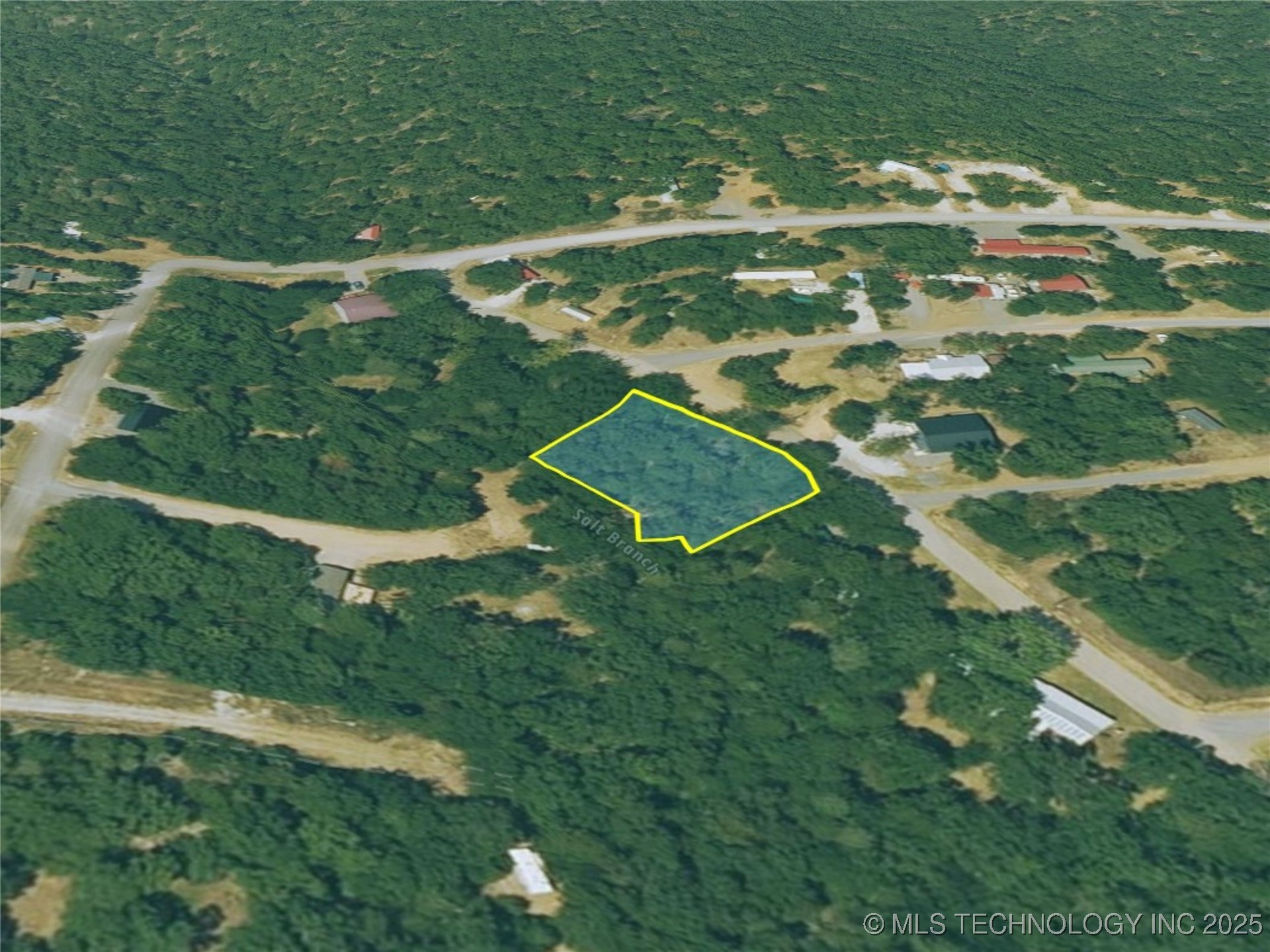 15077 Carlisle Drive Property Photo 14