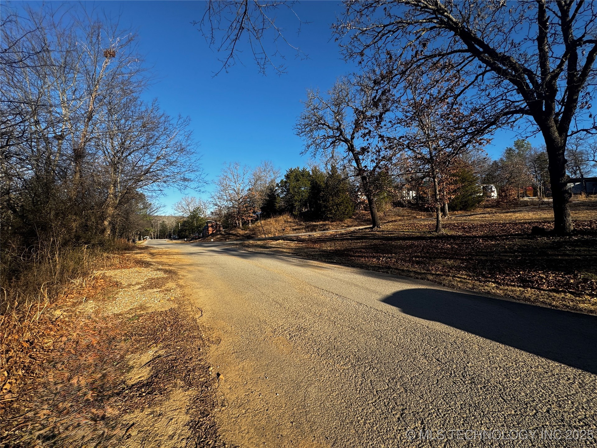 15077 Carlisle Drive Property Photo 15