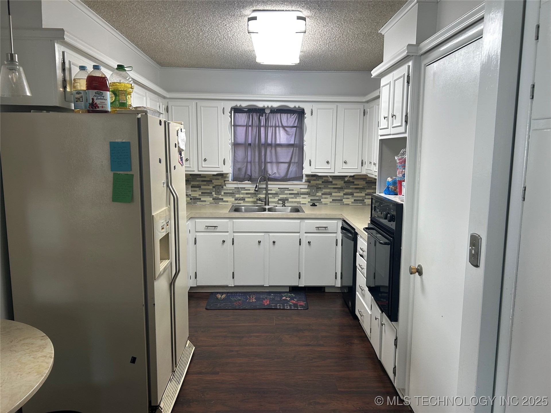 2313 S 82nd East Avenue Property Photo 7